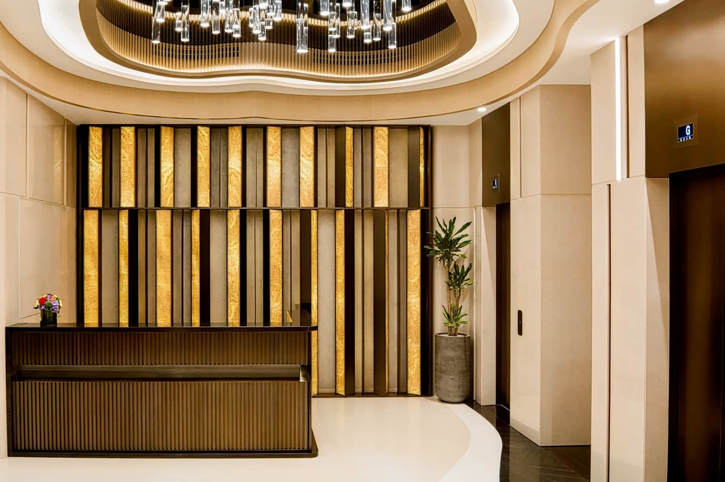 百利酒店  ( The Burlington Hotel )