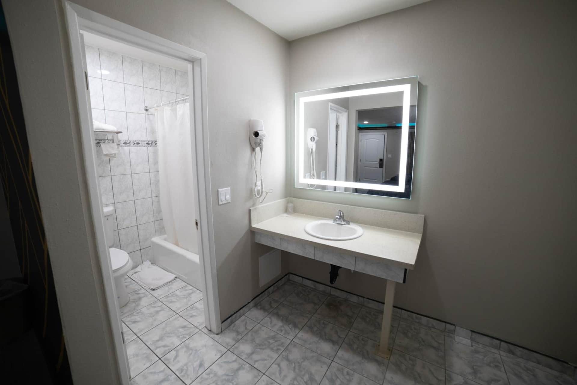 Artesia Motor Inn
