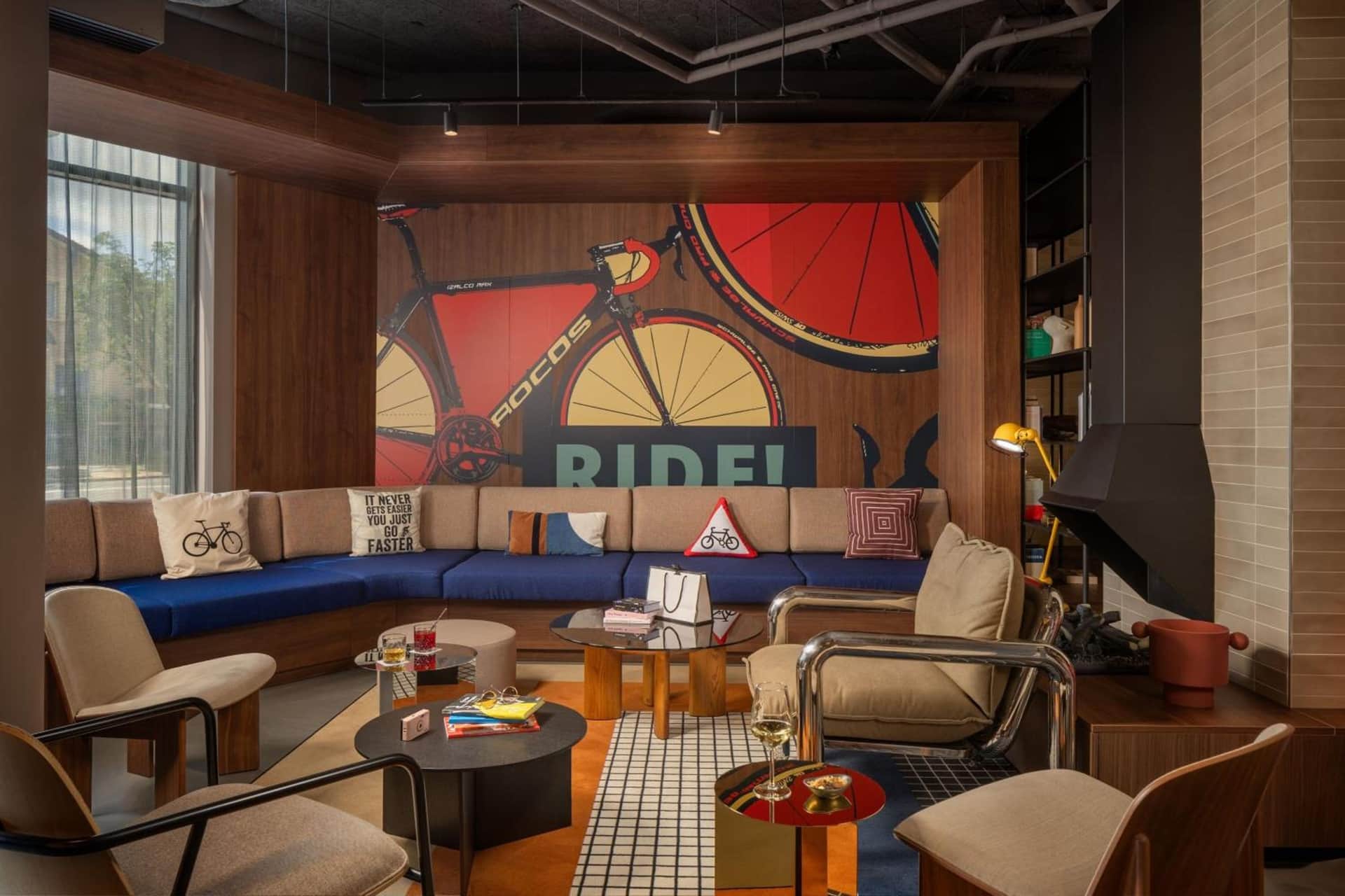 Moxy Paris Clamart