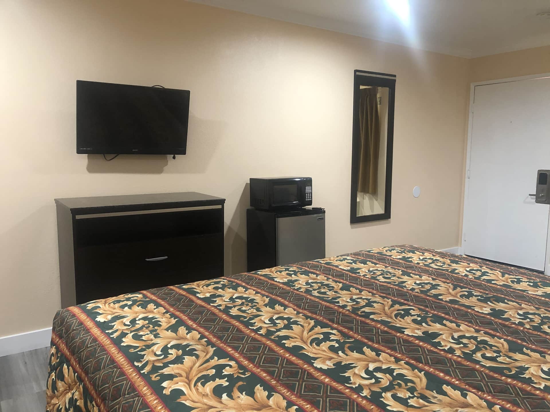 Economy Inn - Ontario