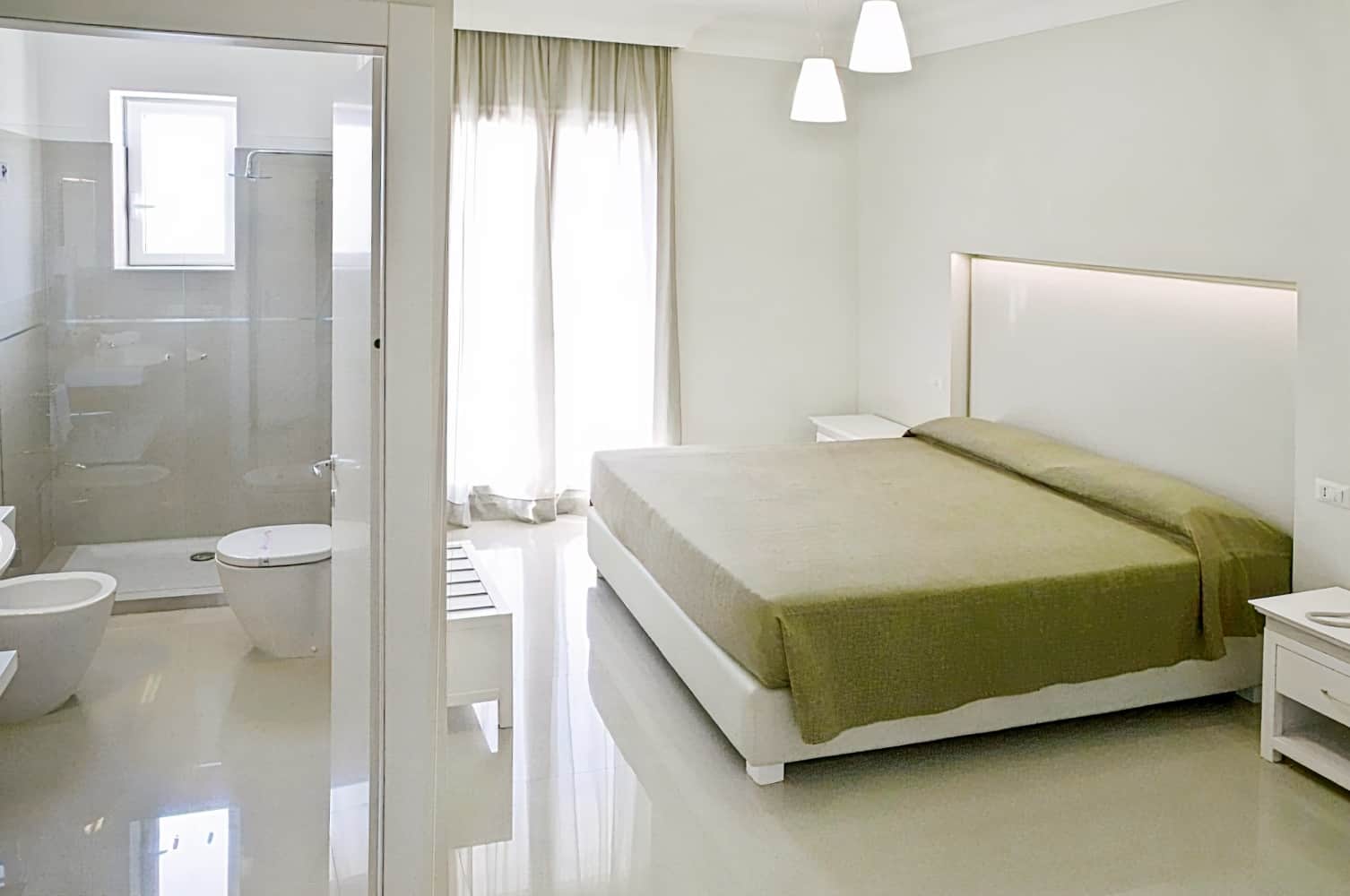 Victoria Palace Hotel