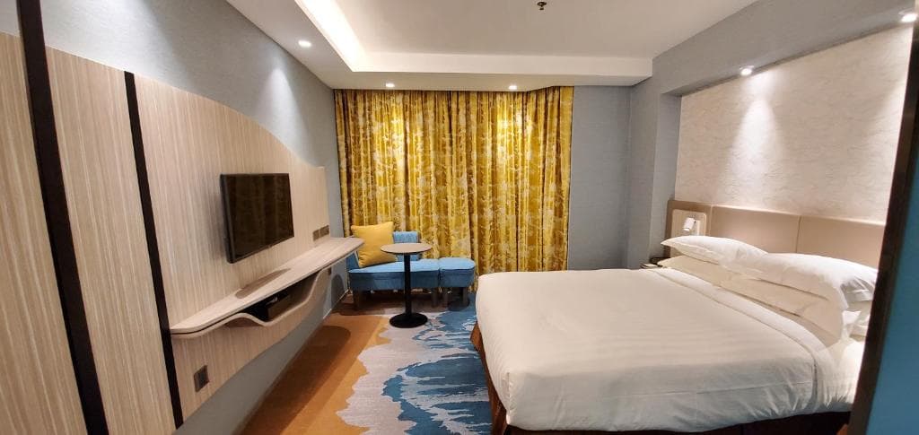 粤海华美湾际酒店 ( Wharney Hotel )
