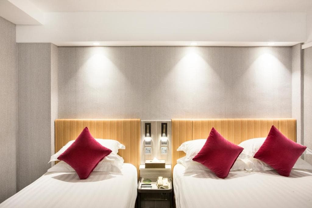 粤海华美湾际酒店 ( Wharney Hotel )