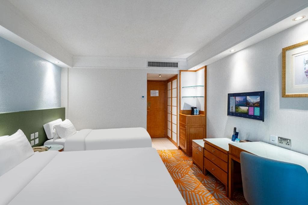 粤海华美湾际酒店 ( Wharney Hotel )