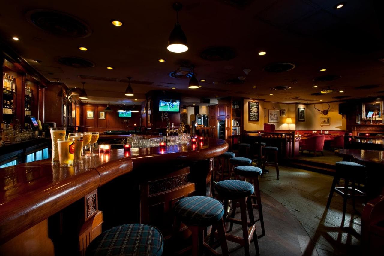 粤海华美湾际酒店 ( Wharney Hotel )