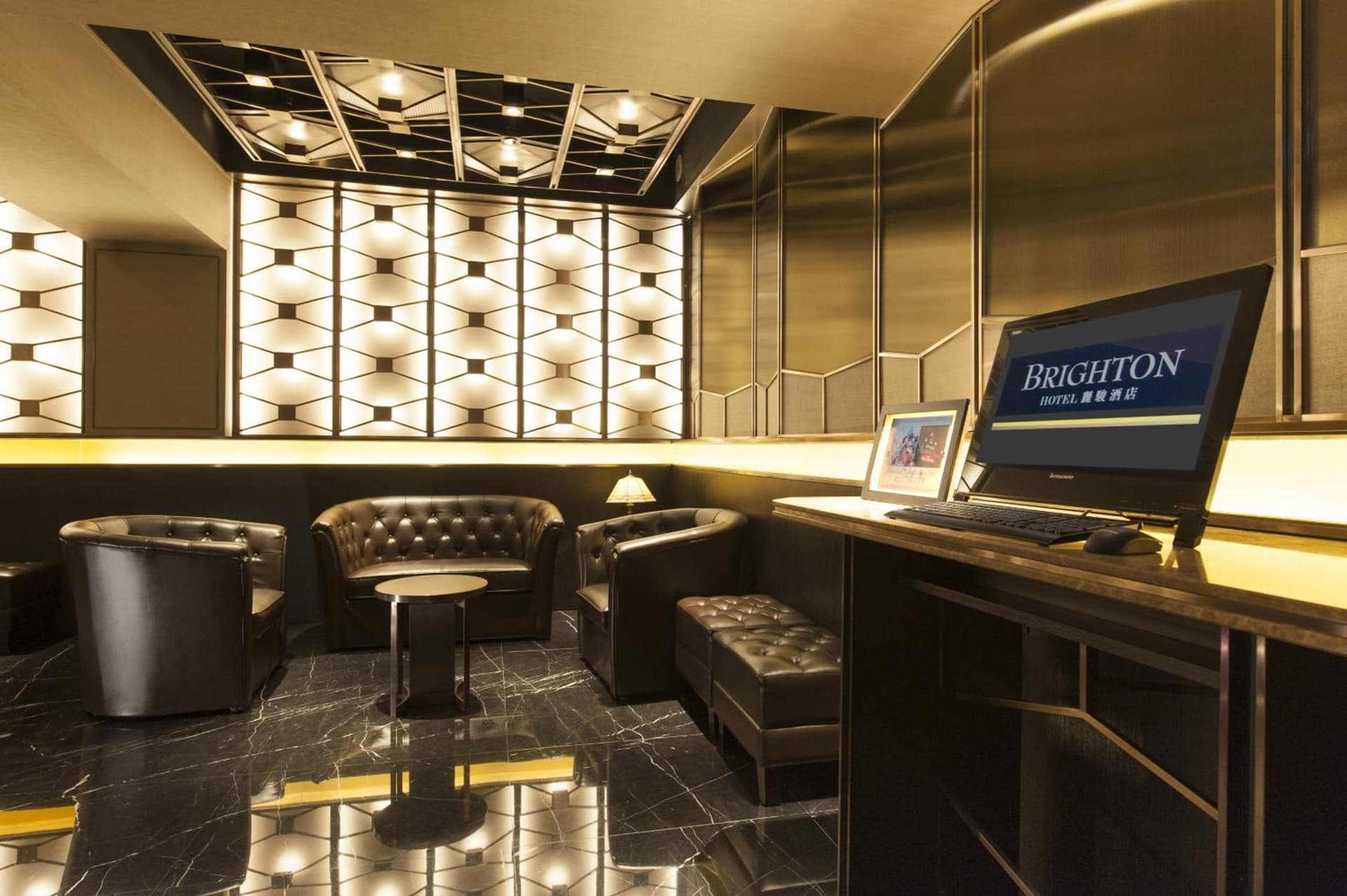 香港丽骏酒店  ( Brighton Hotel )
