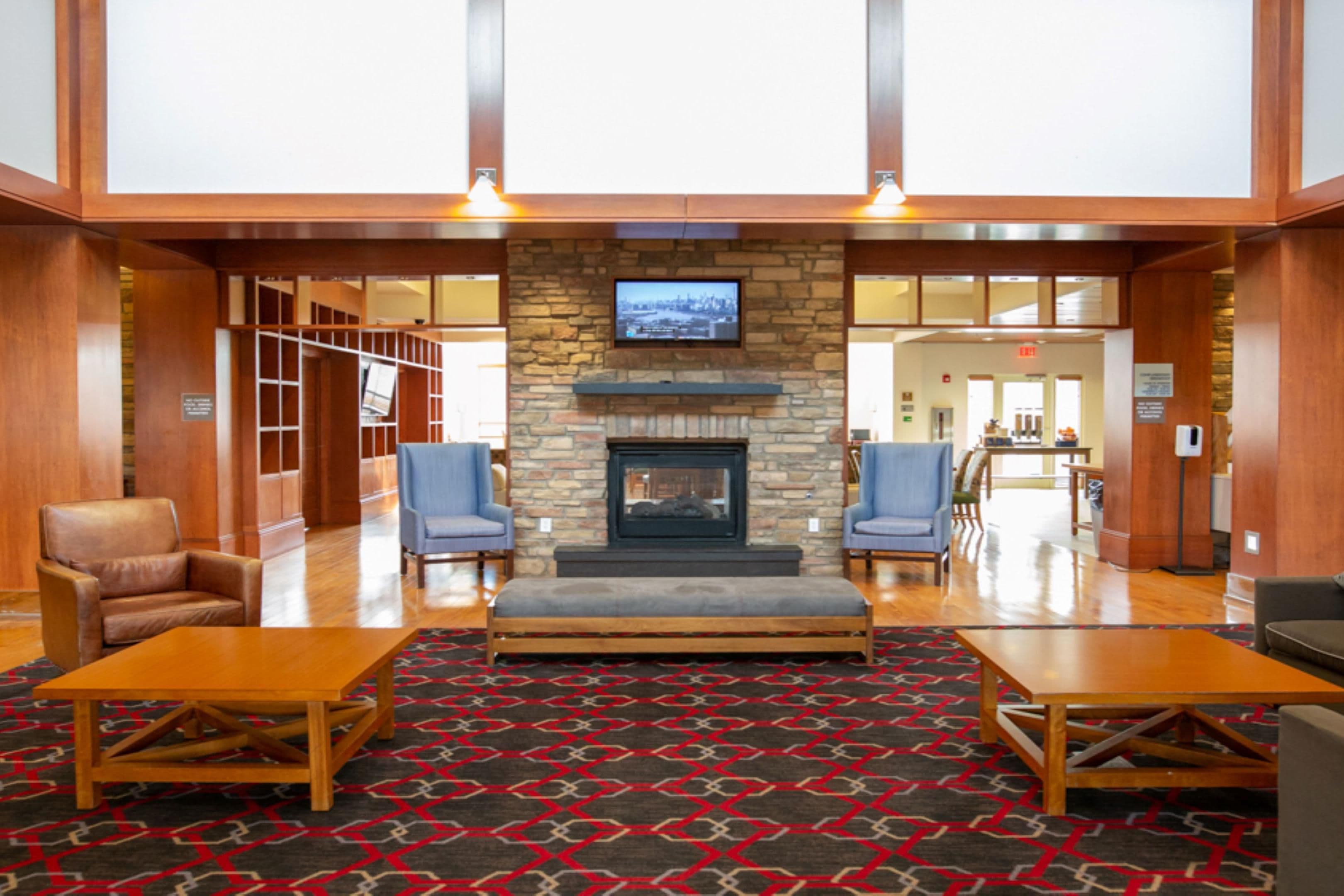 Holiday Inn Express Columbus Airport - Easton