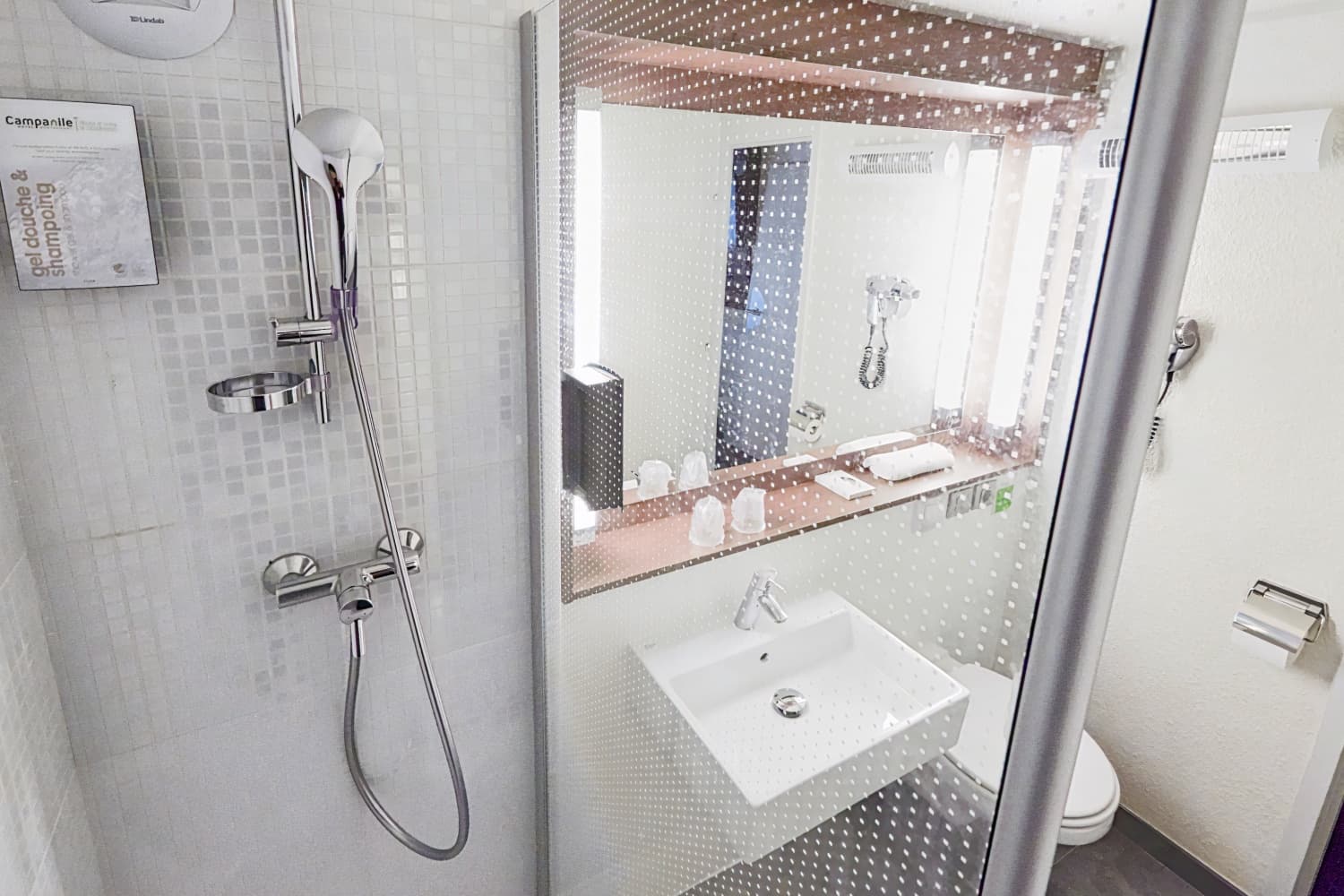 Campanile Villejust - za Courtaboeuf