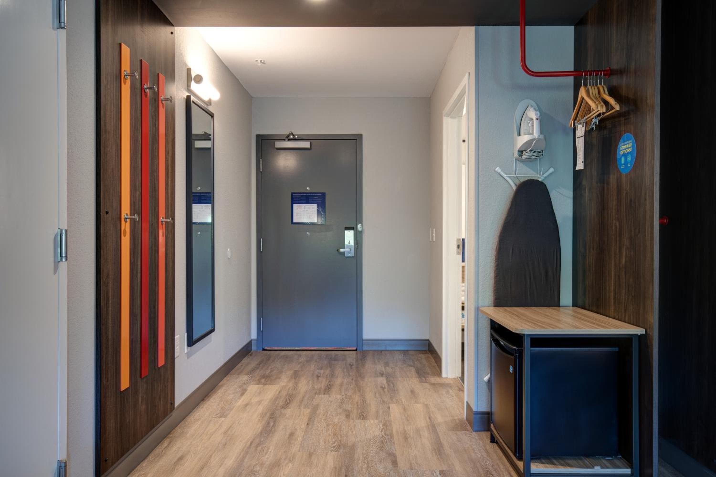 Tru by Hilton Eugene