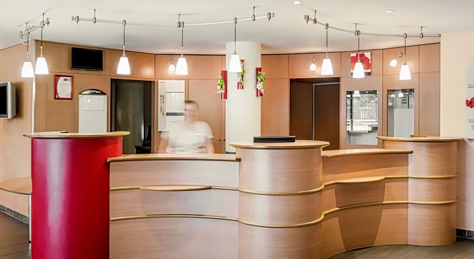 ibis Calais Car Ferry