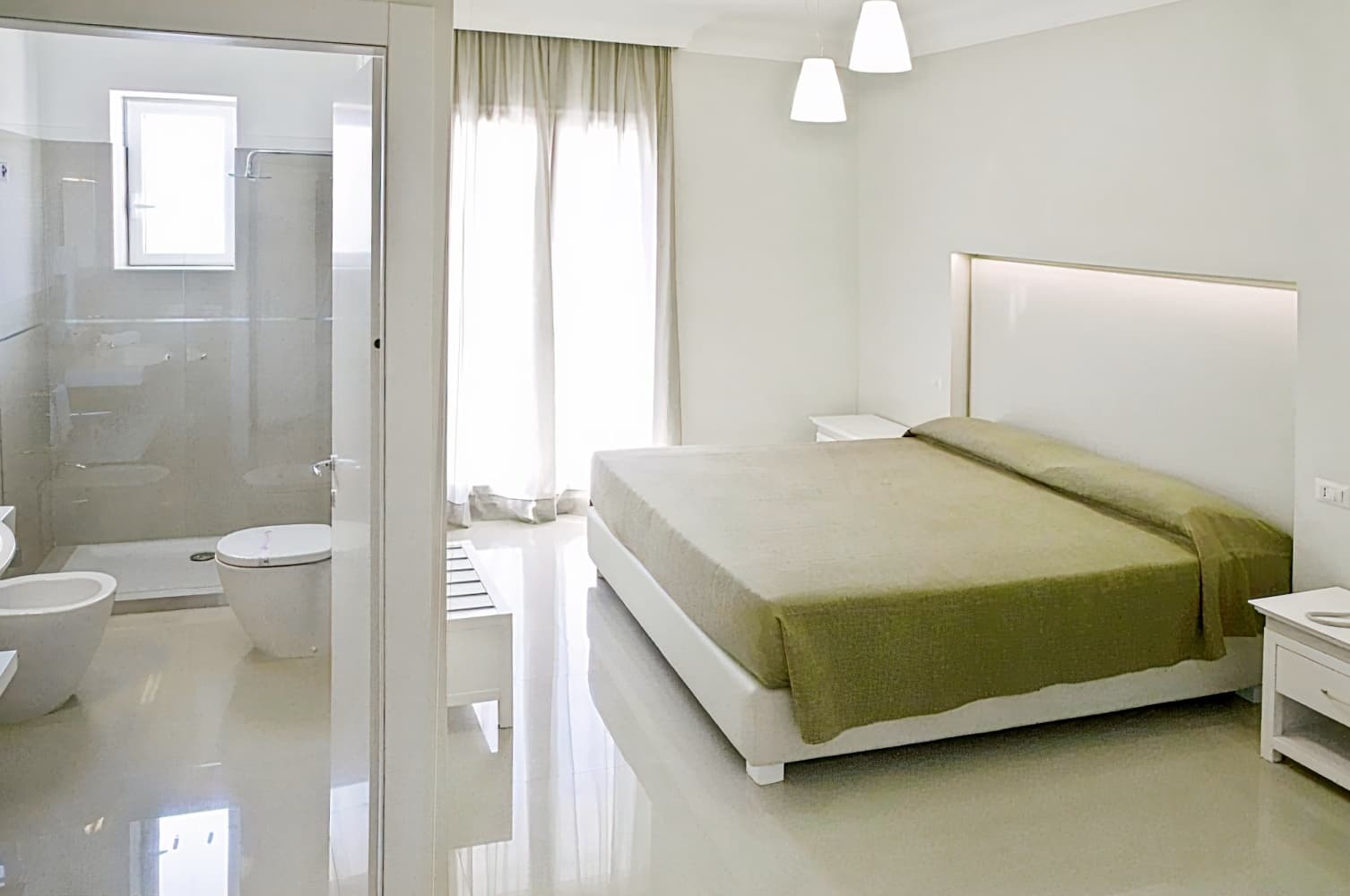 Victoria Palace Hotel