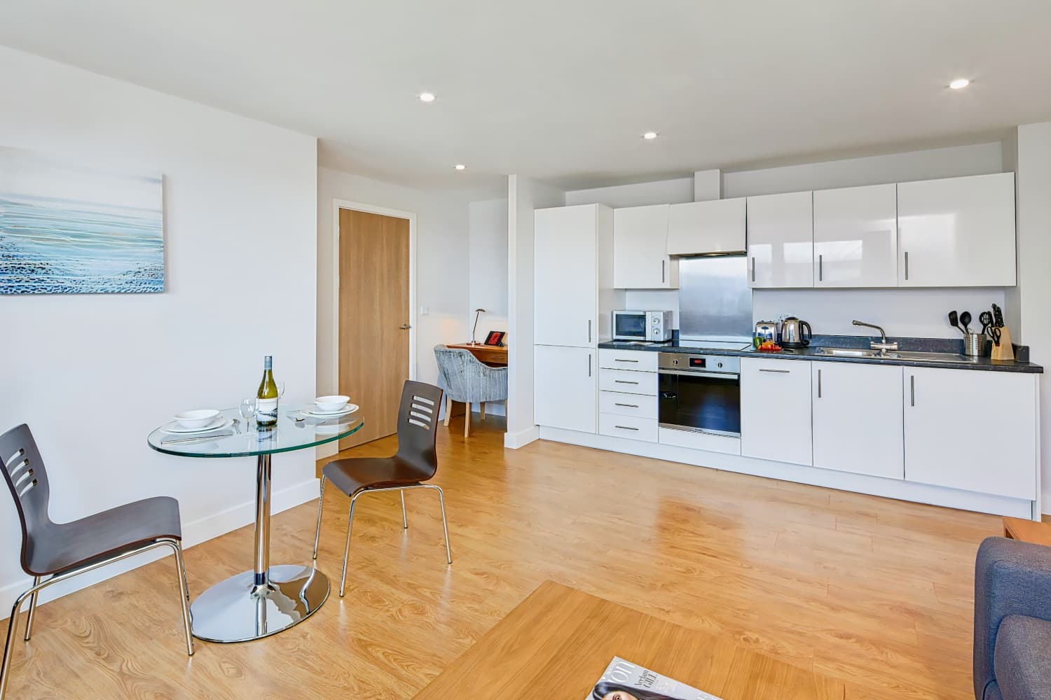 HQ Aparthotel Farnborough