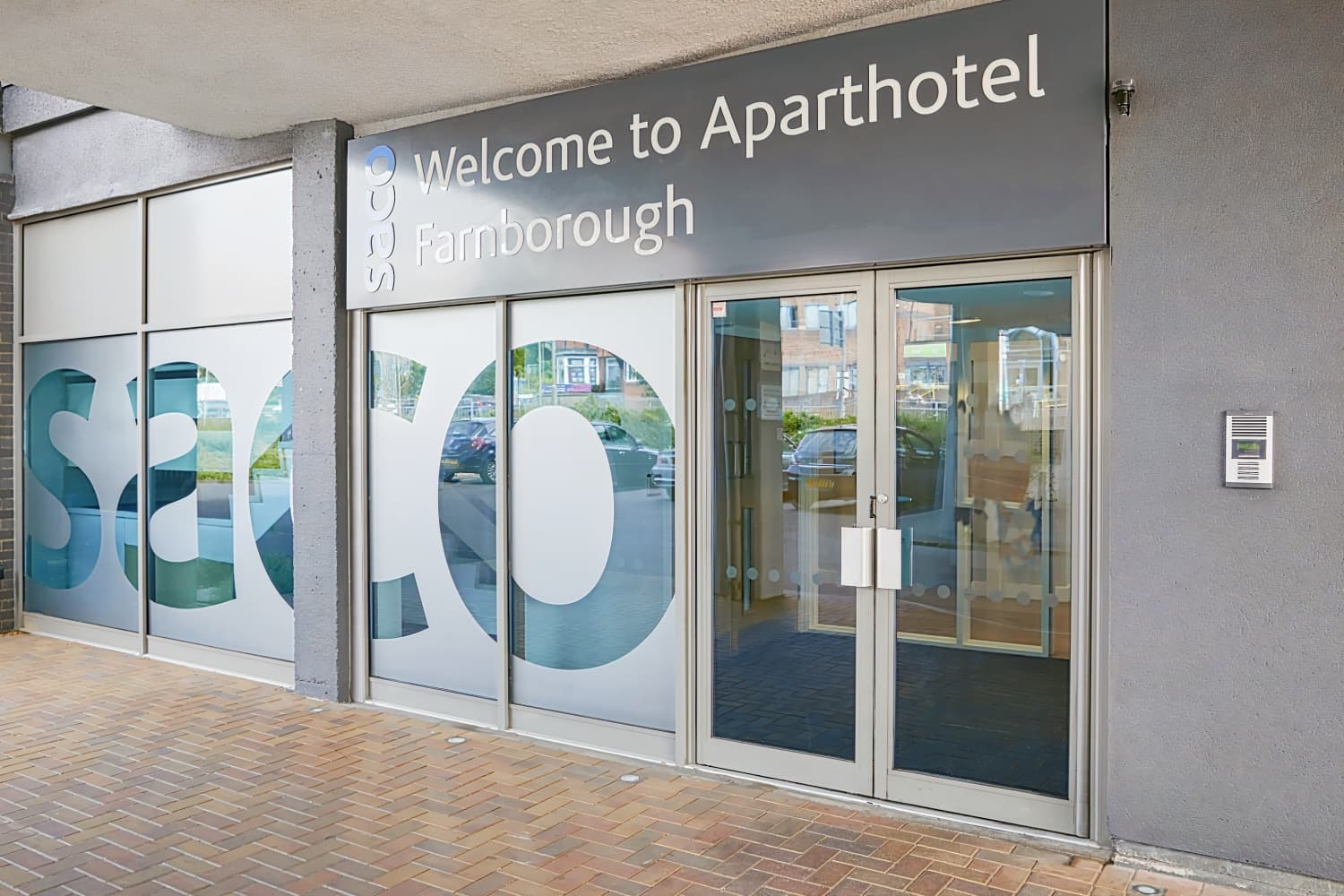 HQ Aparthotel Farnborough