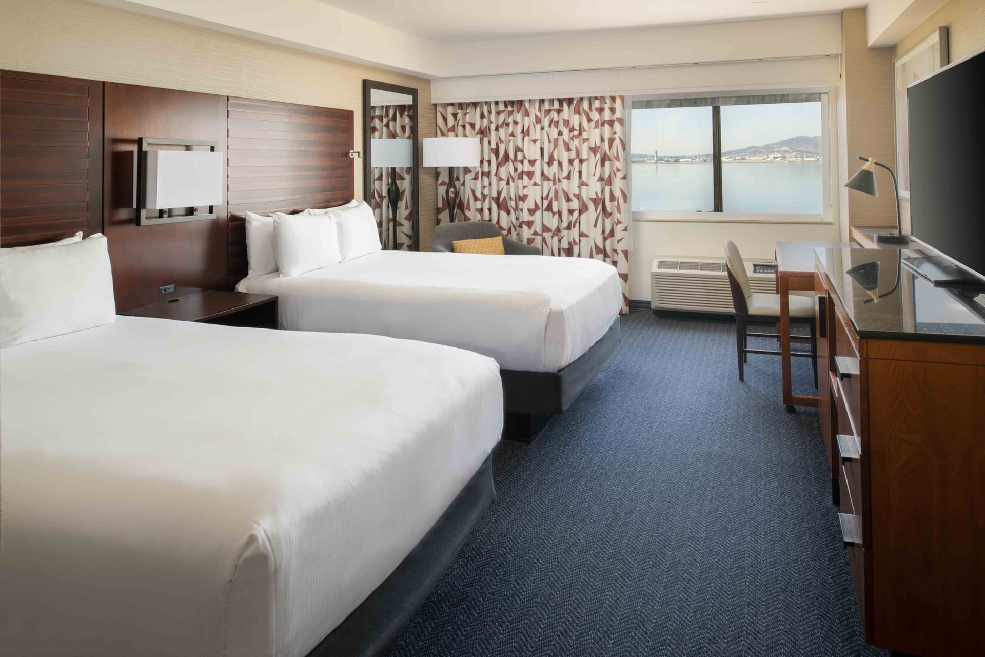 DoubleTree by Hilton San Francisco Airport