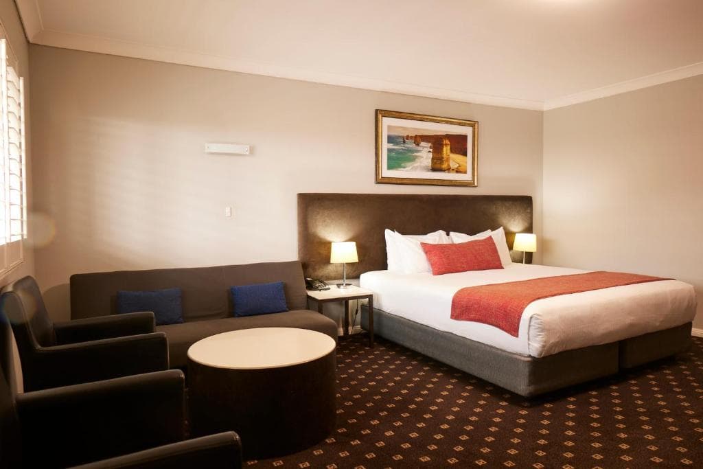 Ramada Hotel & Suites Sydney Cabramatta