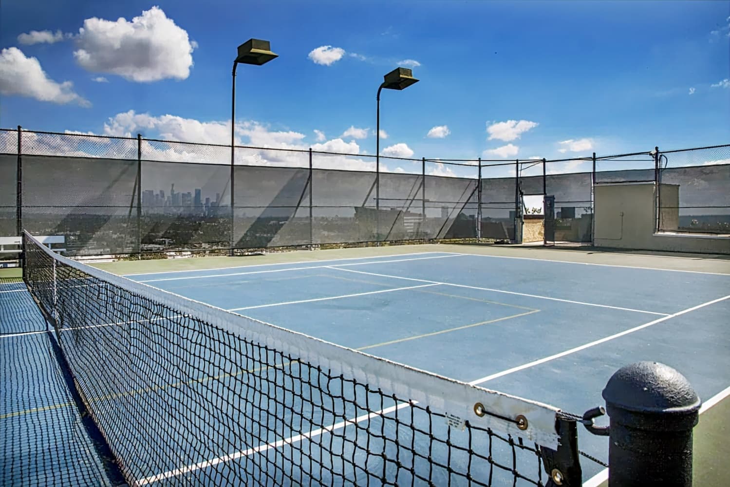 Montrose All Suites Hotel at Beverly Hills