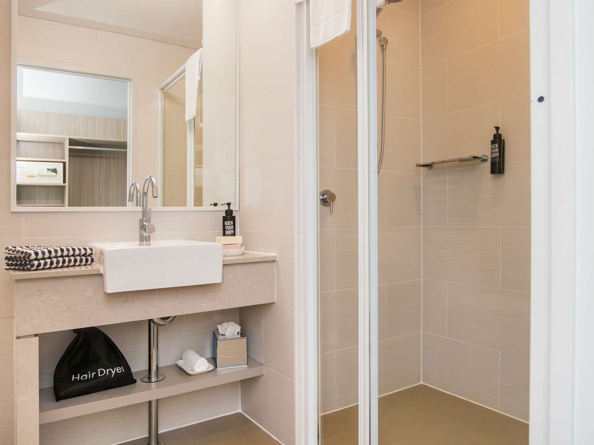 ibis Styles The Entrance