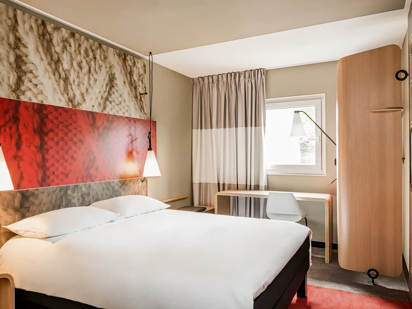 ibis Caen Porte de Bretagne