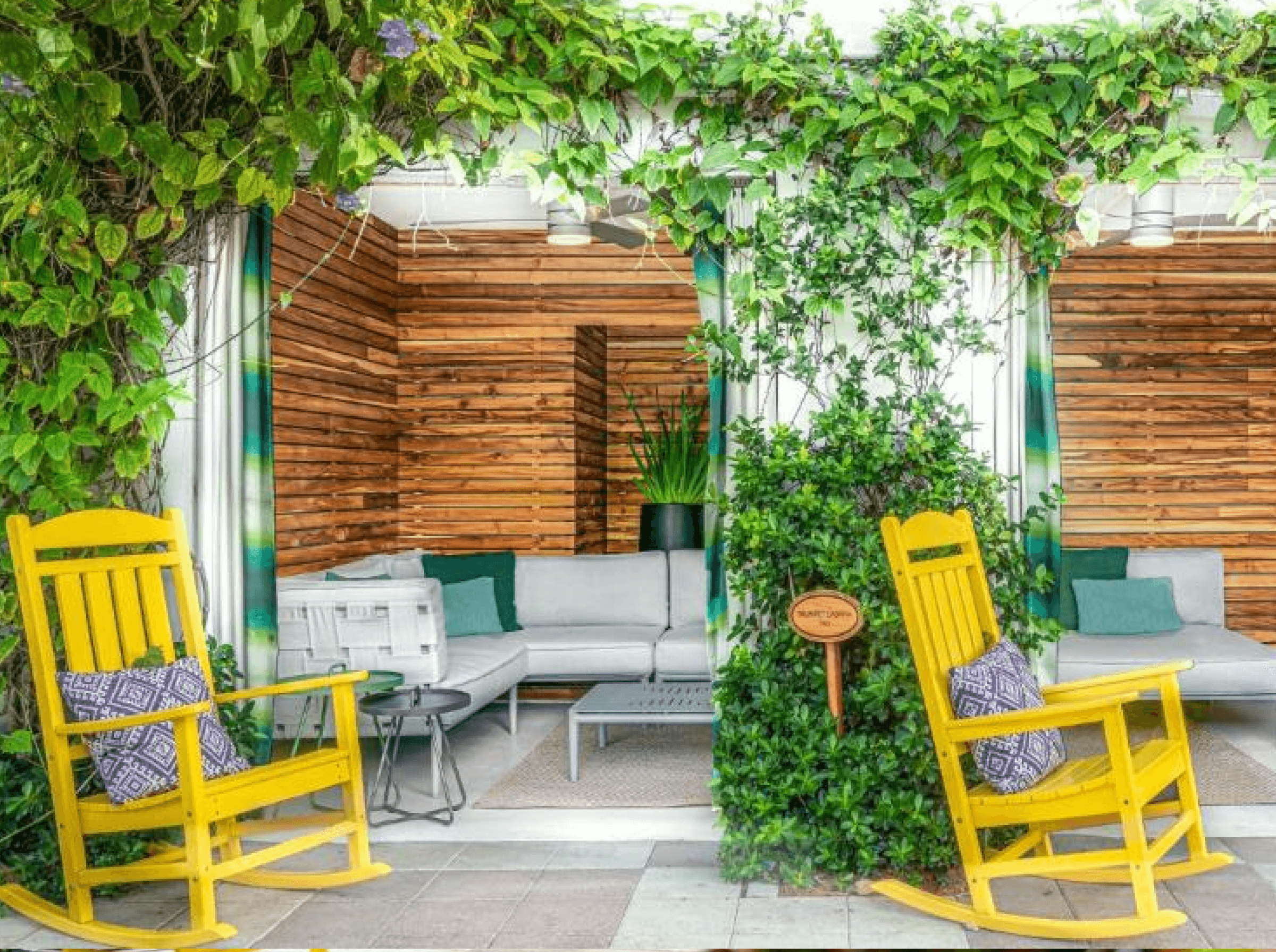 Kimpton Surfcomber Hotel by IHG