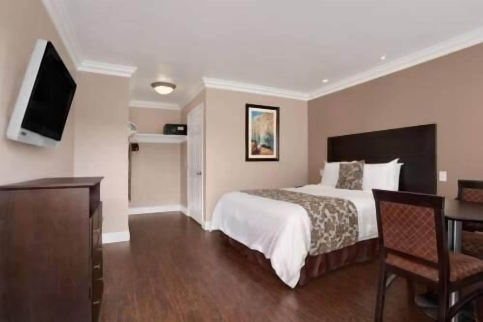 Lotus of Lompoc - A Great Hospitality Inn