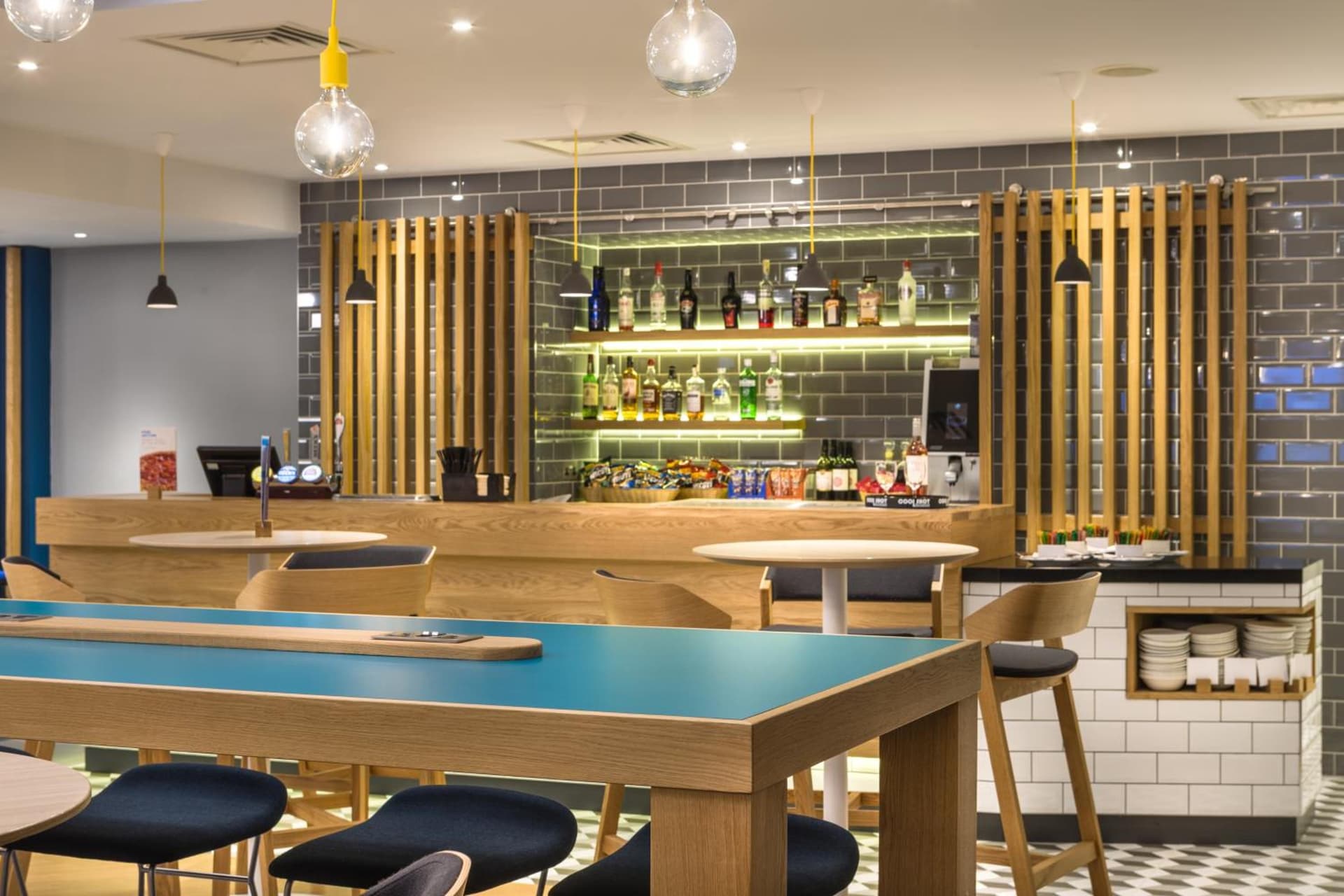 Holiday Inn Express London - Watford Junction, an IHG Hotel