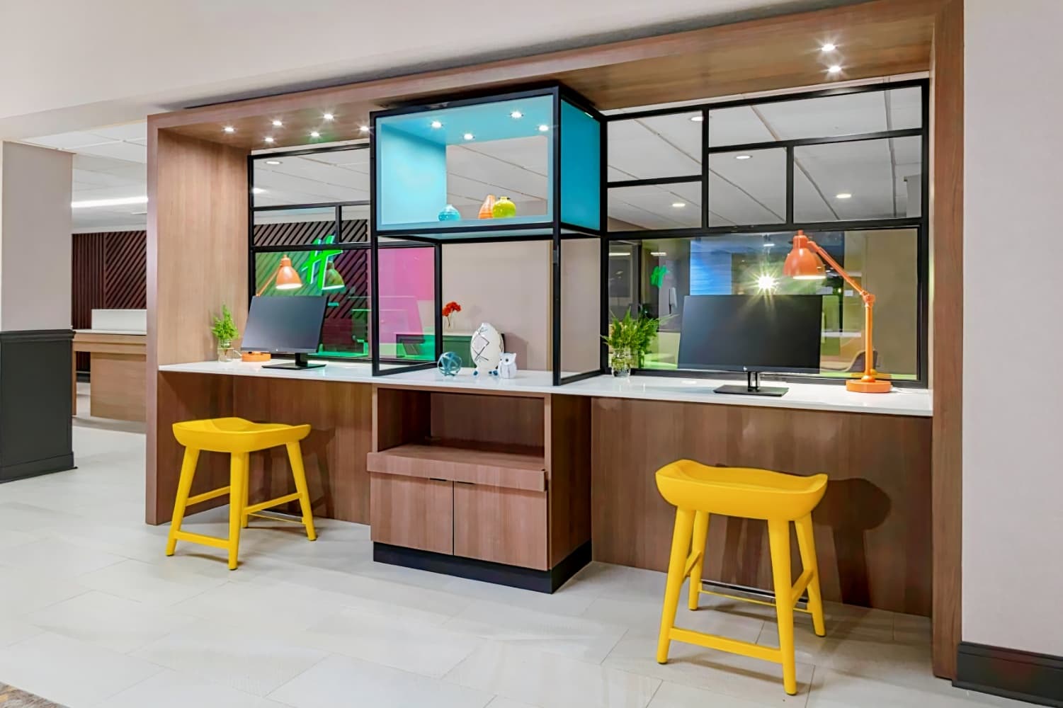 Holiday Inn & Suites Marlborough