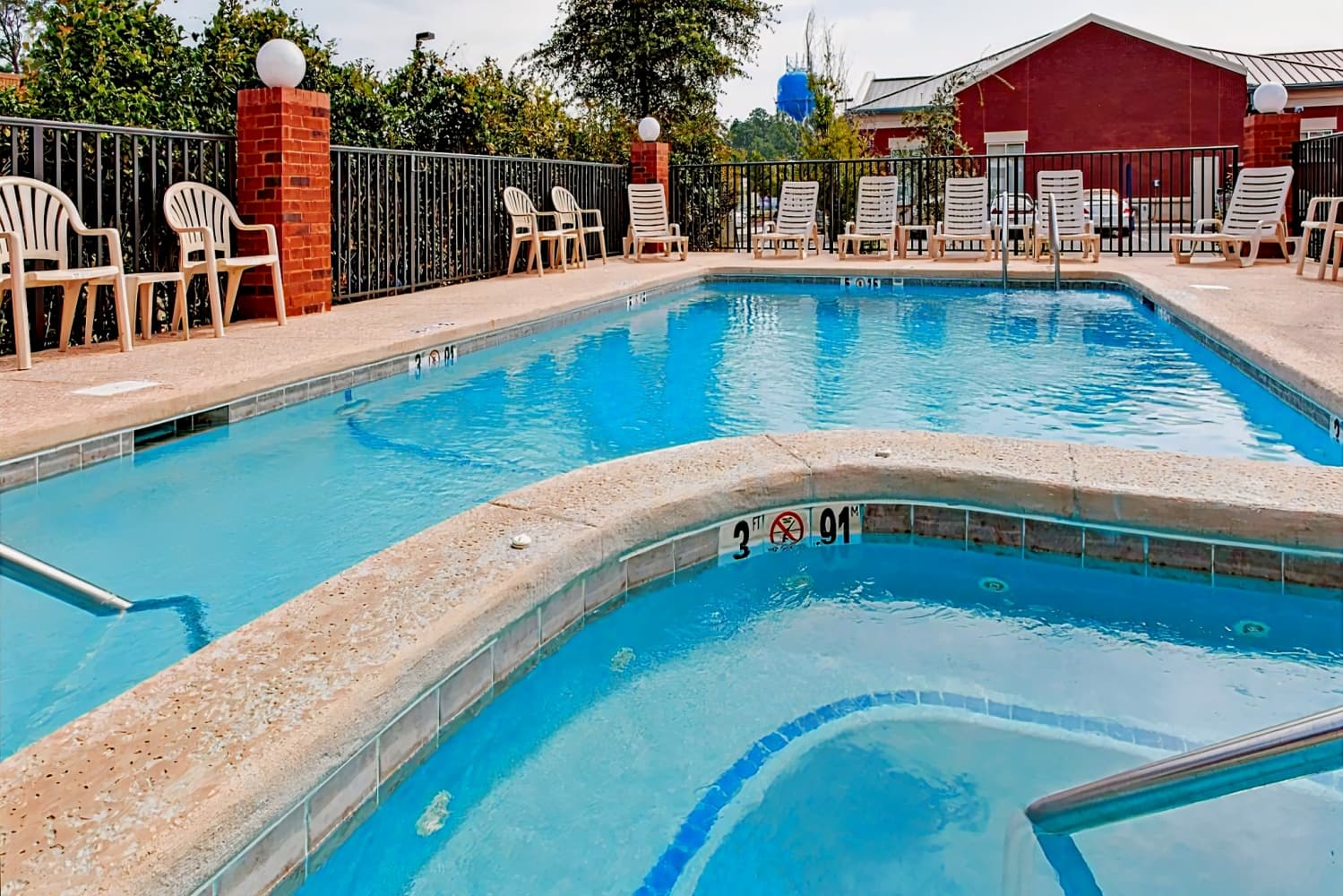 Holiday Inn Express & Suites Gulf Shores