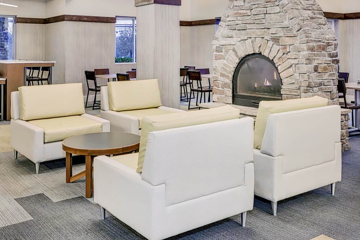 Holiday Inn Express Hotel & Suites East End