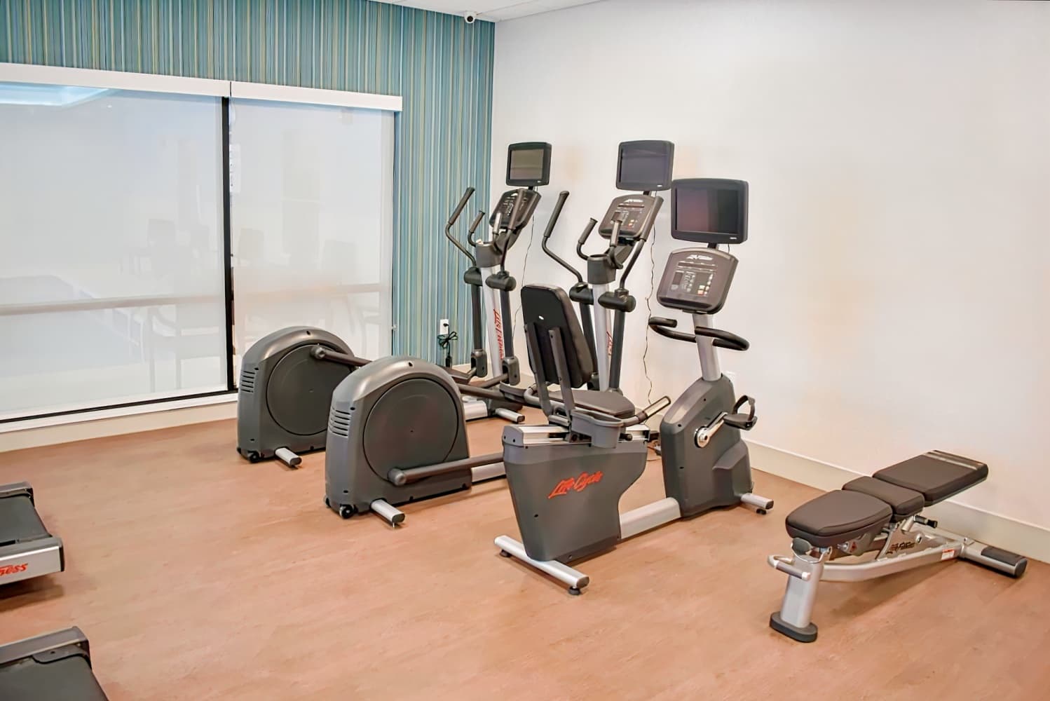 Holiday Inn Express & Suites - Boston South - Randolph