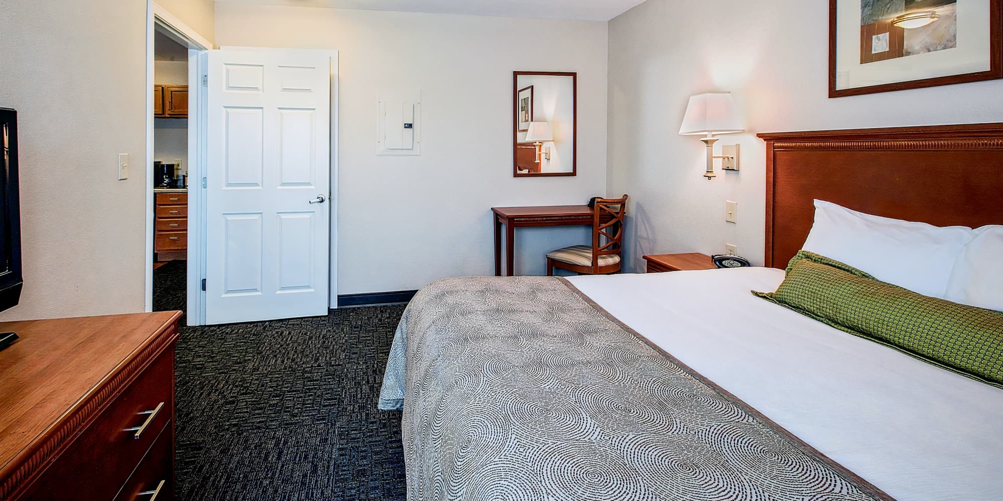 Candlewood Suites Indianapolis Northwest