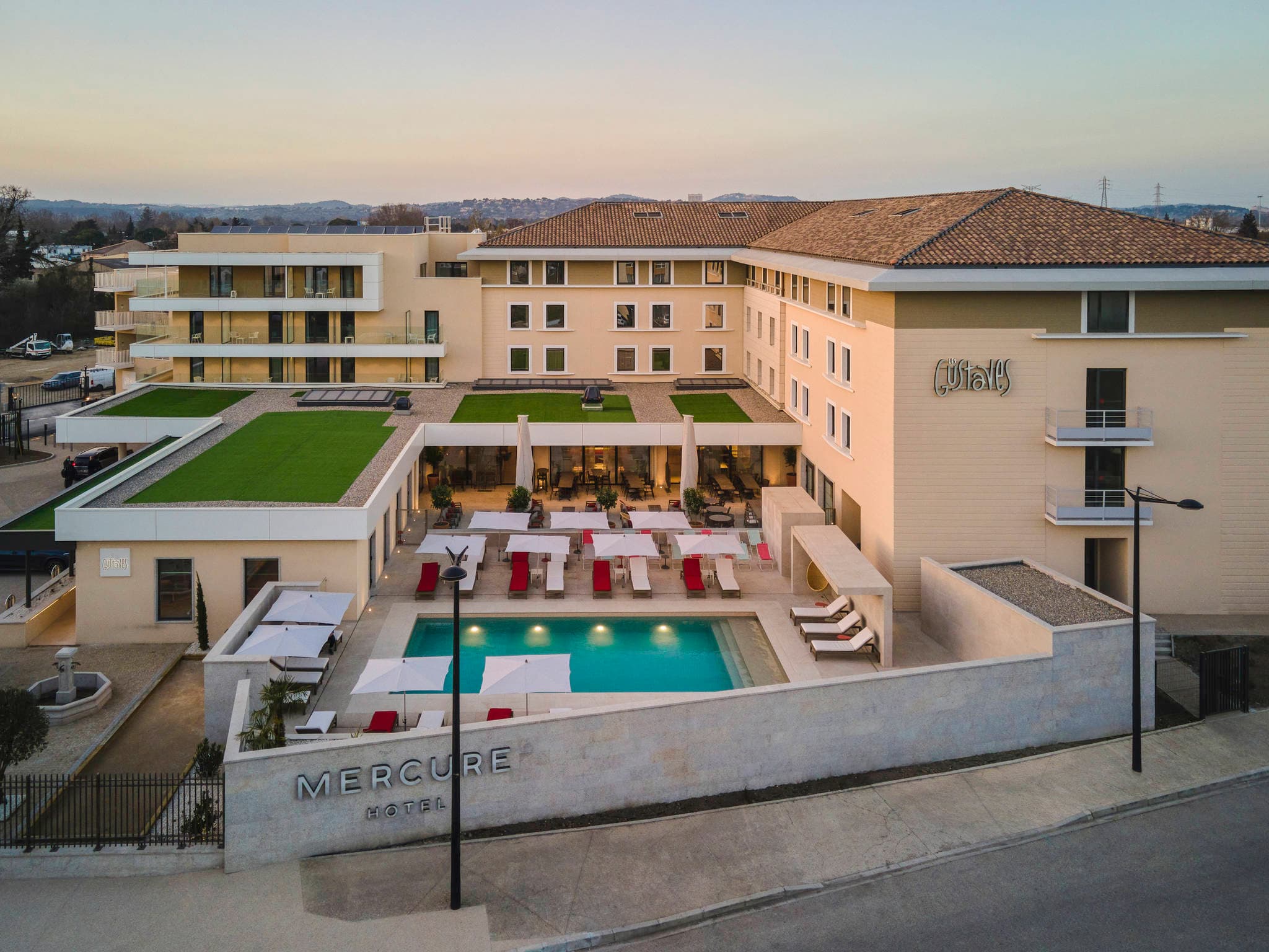 Mercure Avignon TGV Hotel & Spa