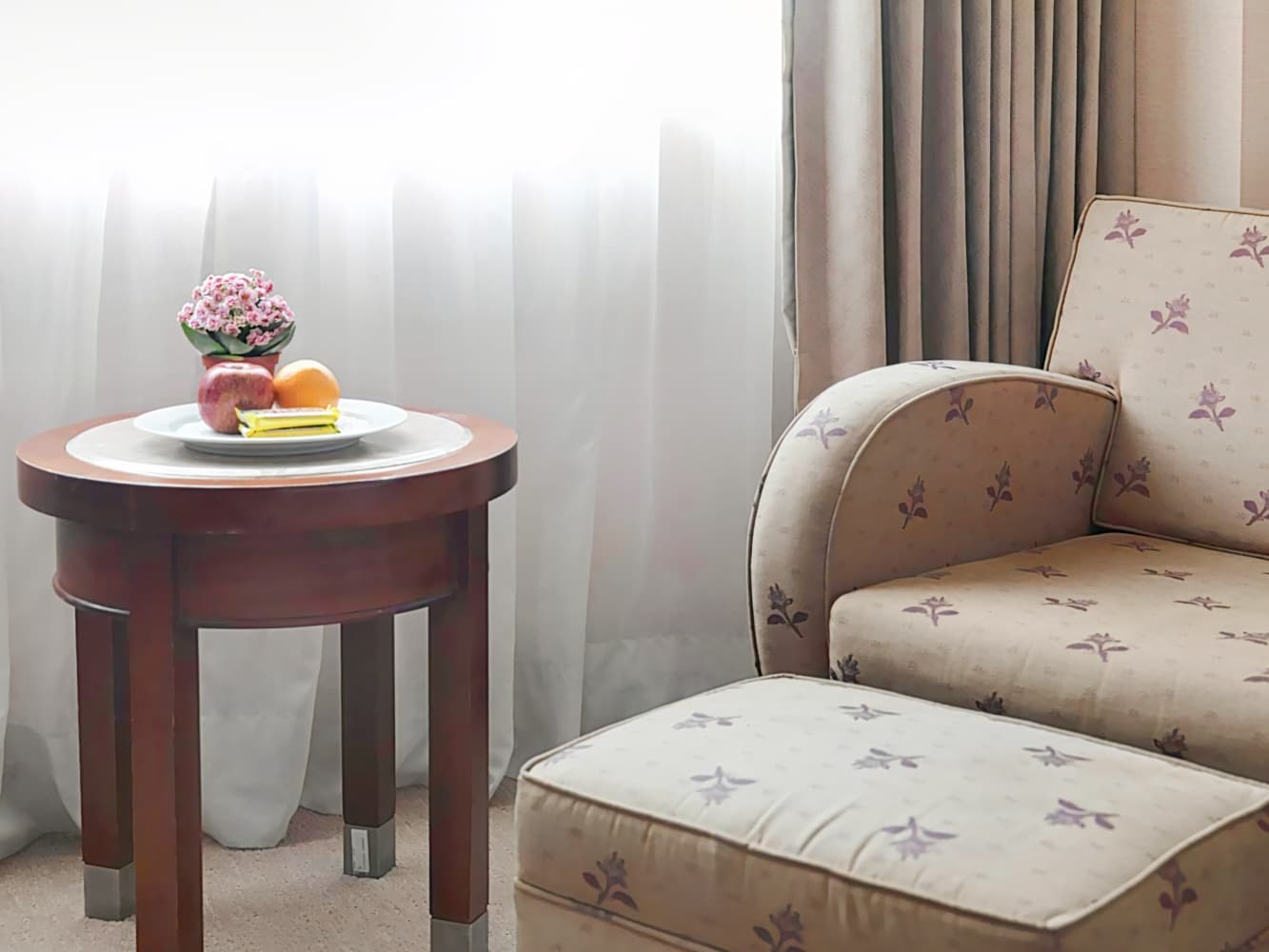 尊爵大飯店 Monarch Plaza Hotel