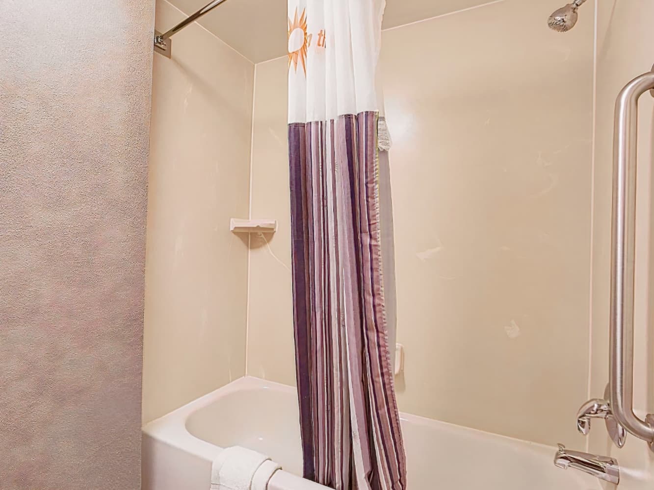 La Quinta Inn & Suites by Wyndham Plantation at SW 6th St