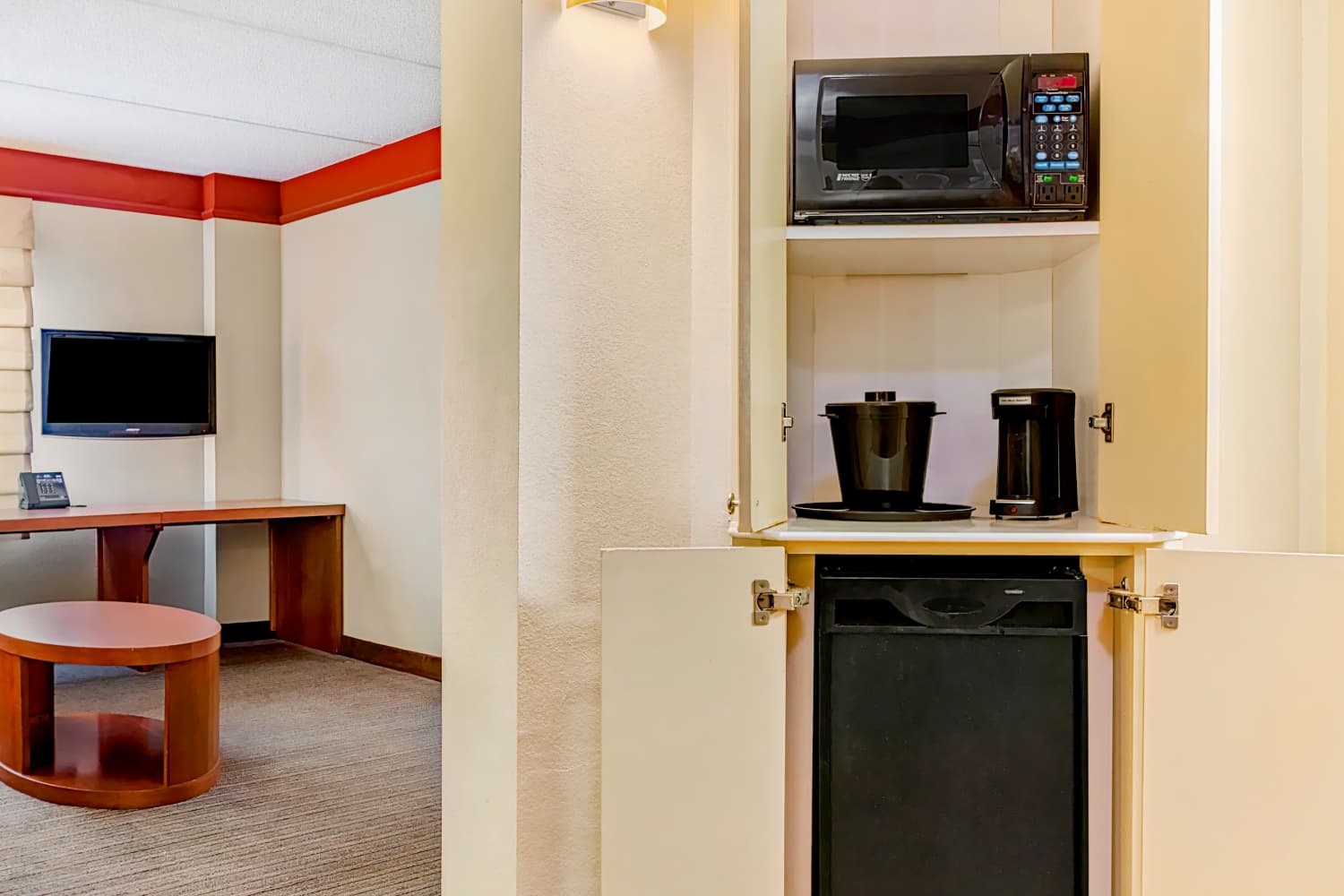 La Quinta Inn & Suites by Wyndham Raleigh/Durham Southpoint