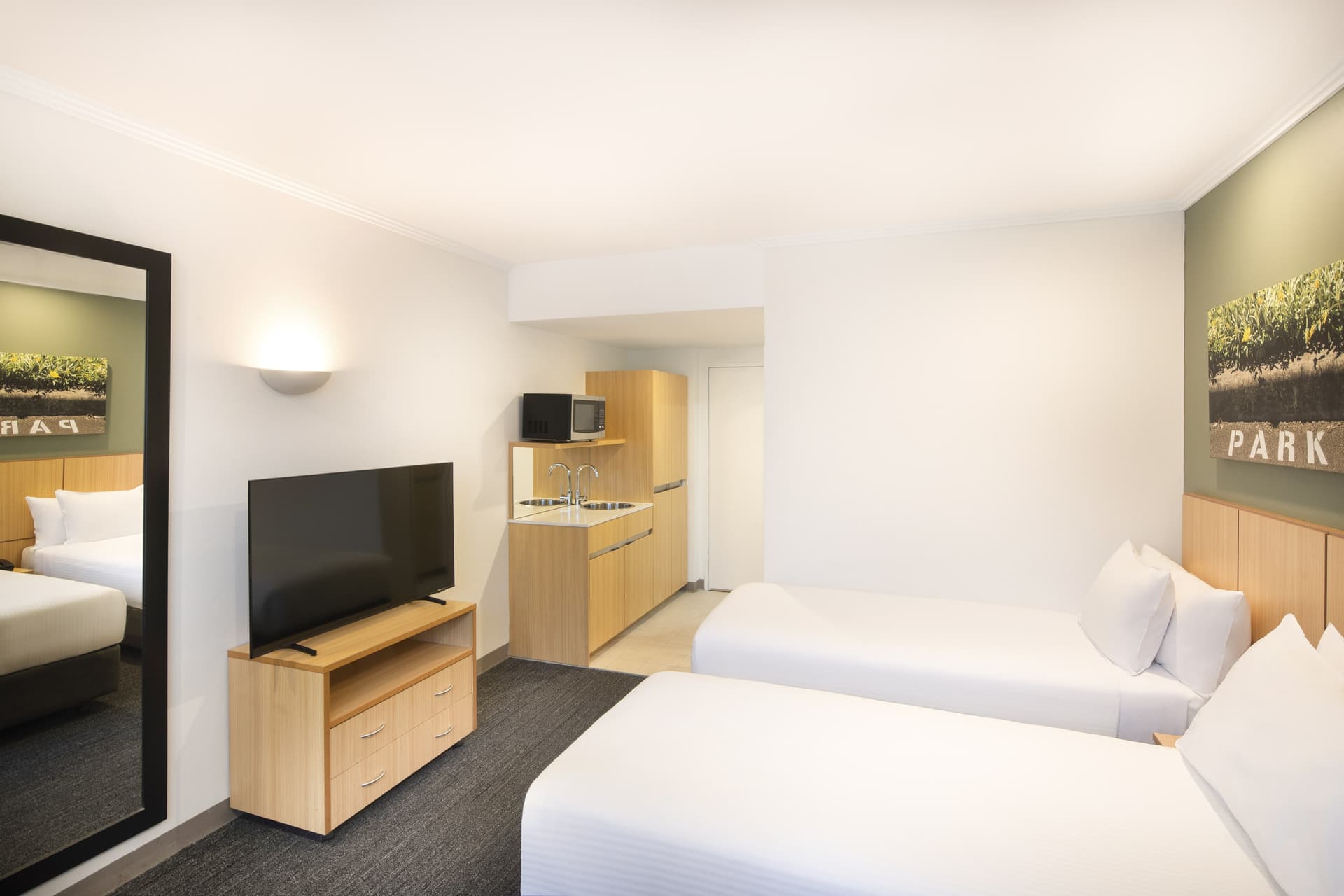 Mercure Melbourne Southbank