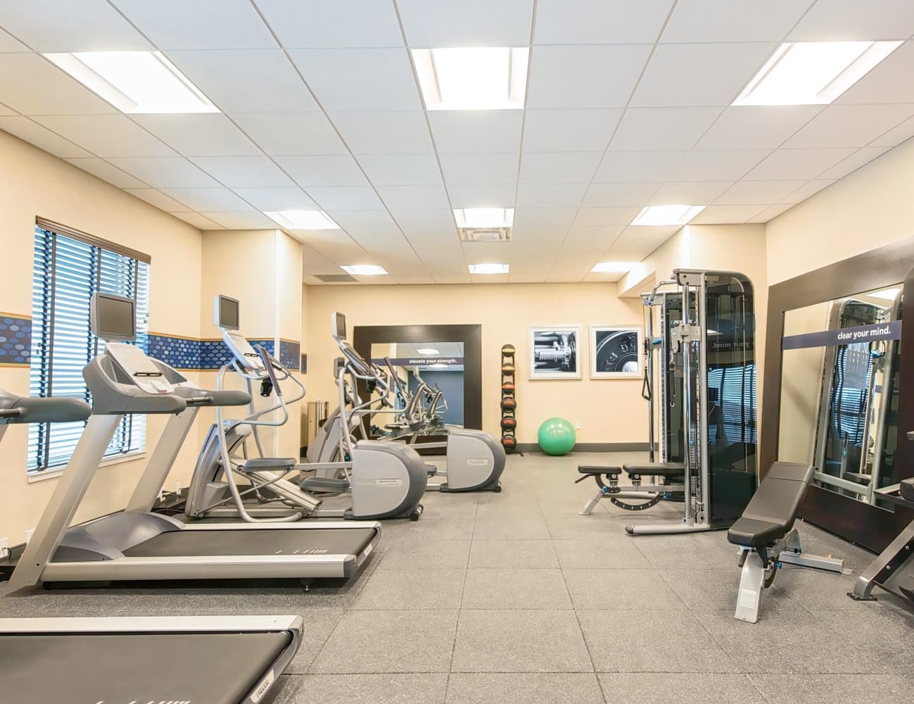 Hampton Inn & Suites Grand Rapids Downtown