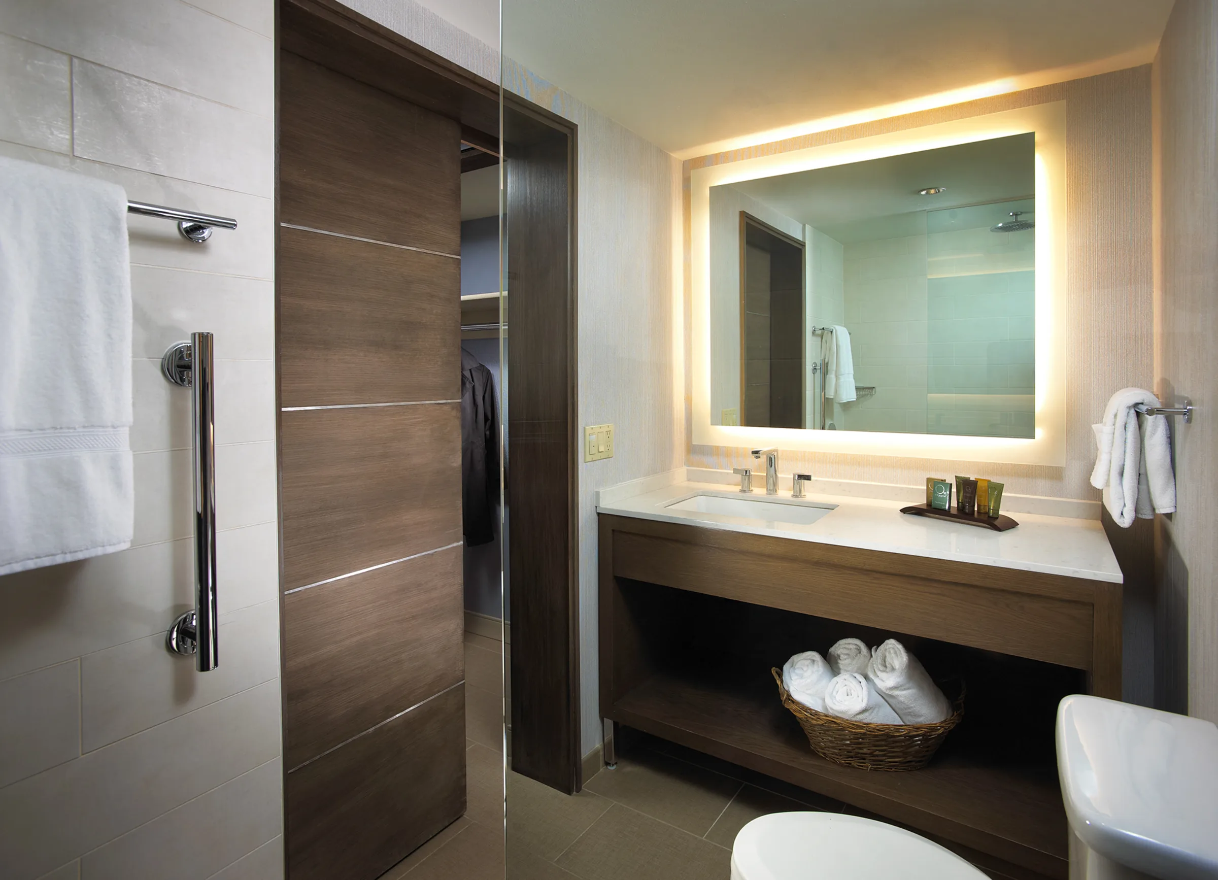 The Anza – a Calabasas Hotel