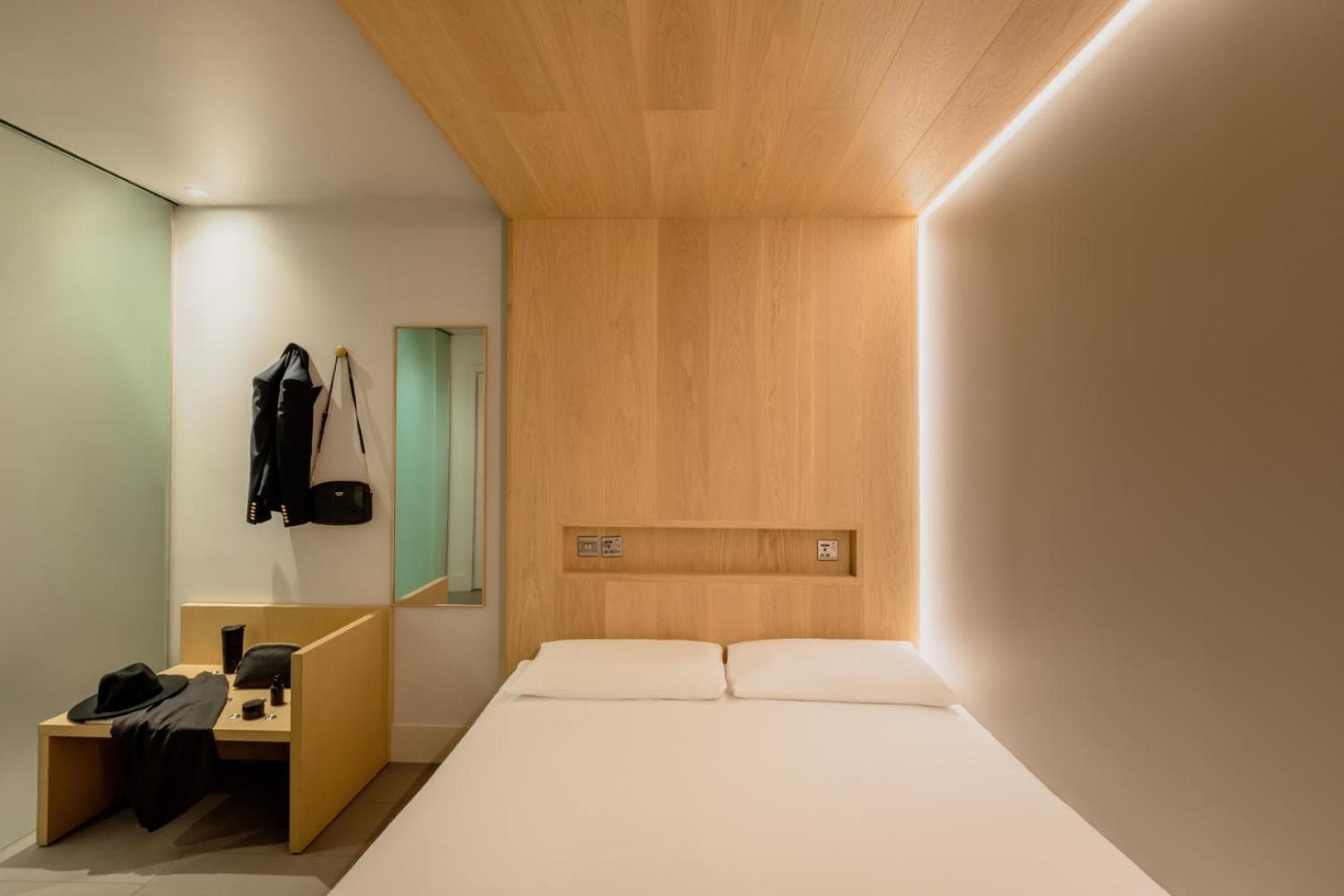 Zedwell Piccadilly Circus