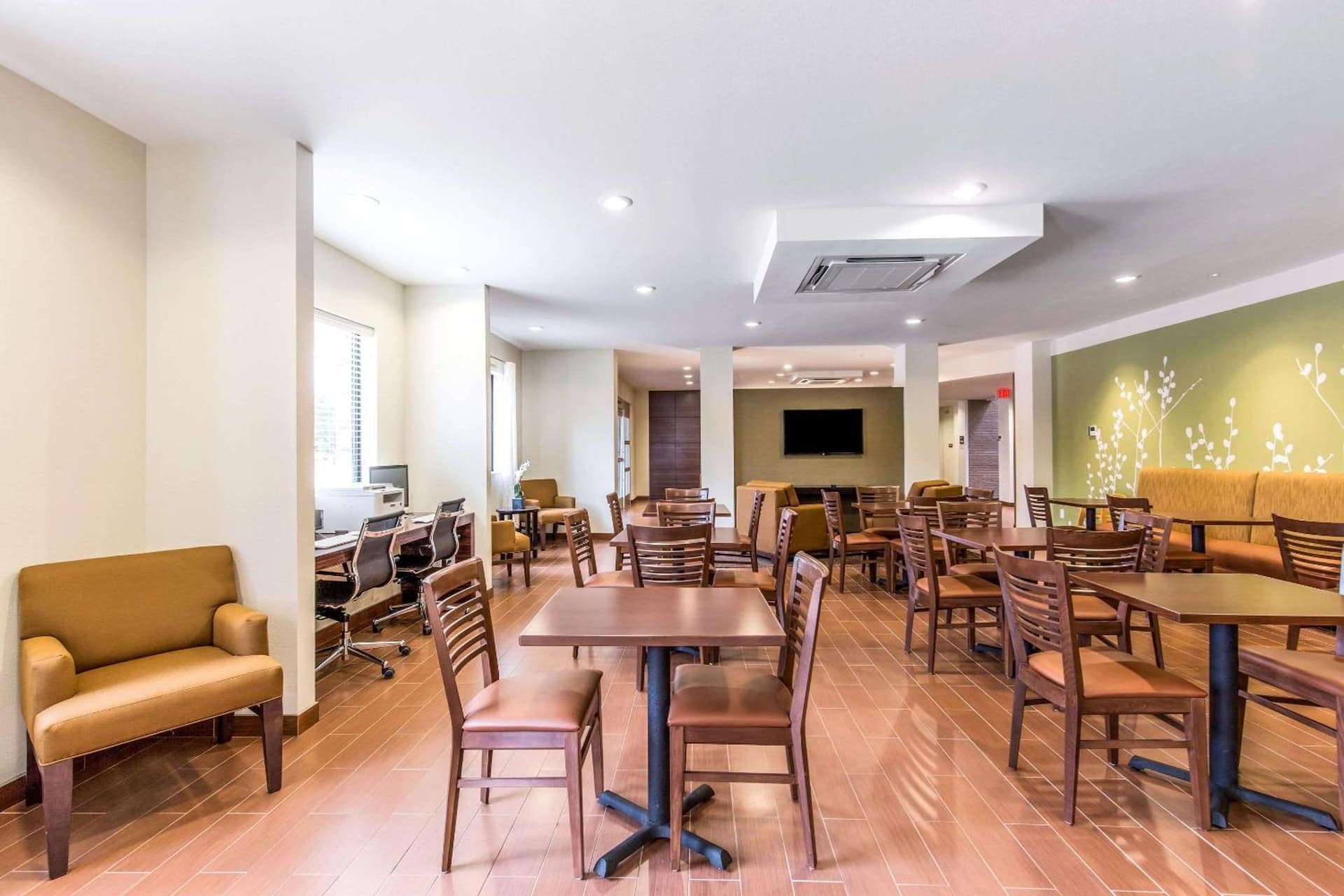Sleep Inn Dallas Love Field-Medical District