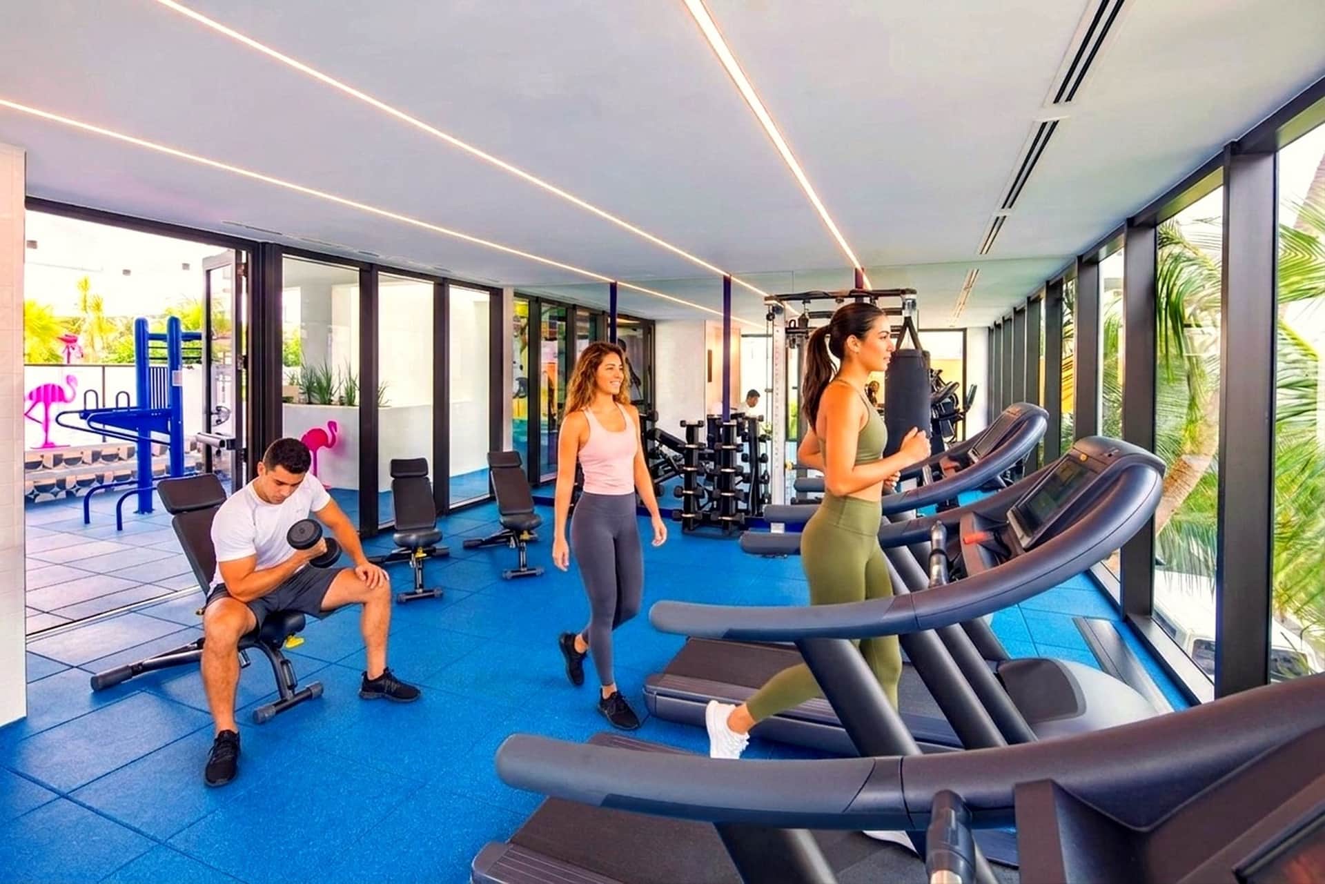 Moxy Miami South Beach