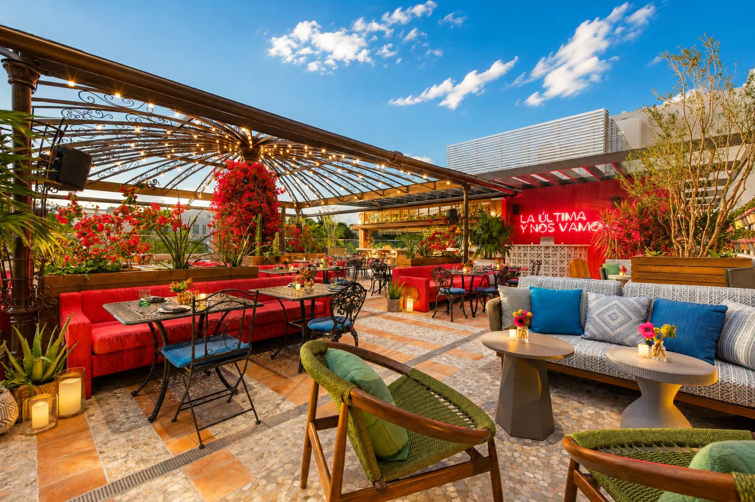 Moxy Miami South Beach