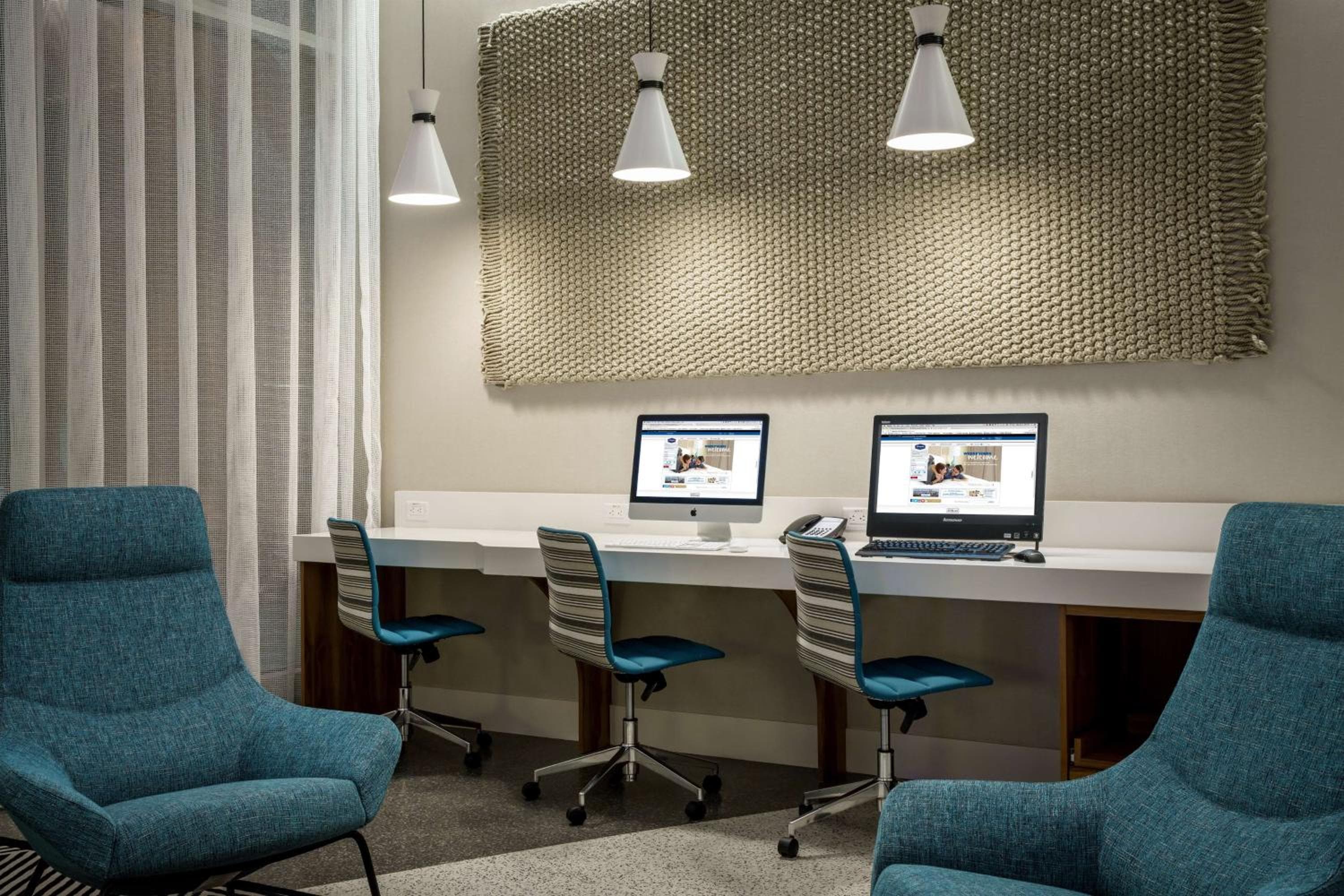 Hampton Inn & Suites Santa Monica