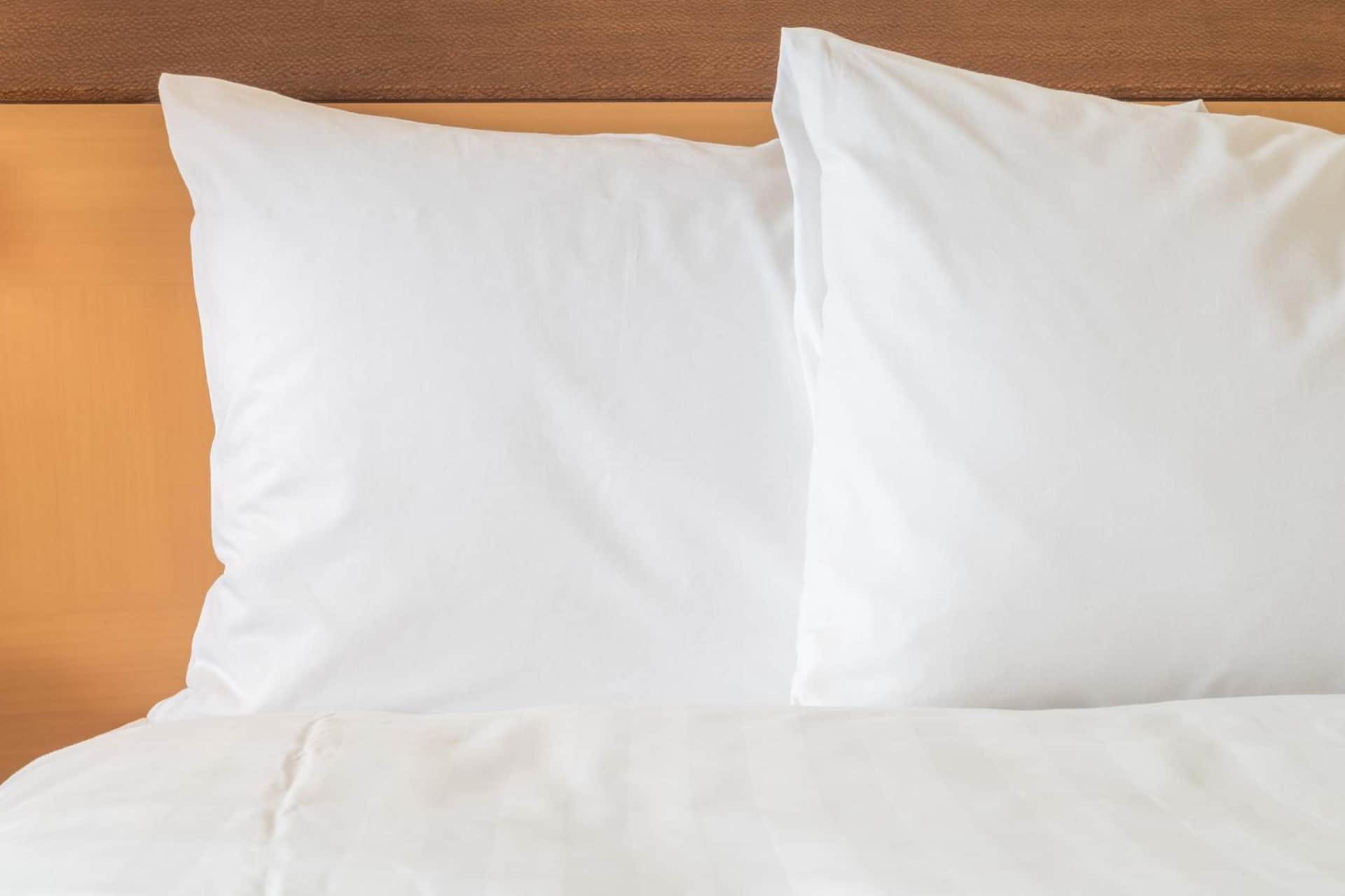 Holiday Inn Express & Suites Mississauga-Toronto Southwest, an IHG Hotel