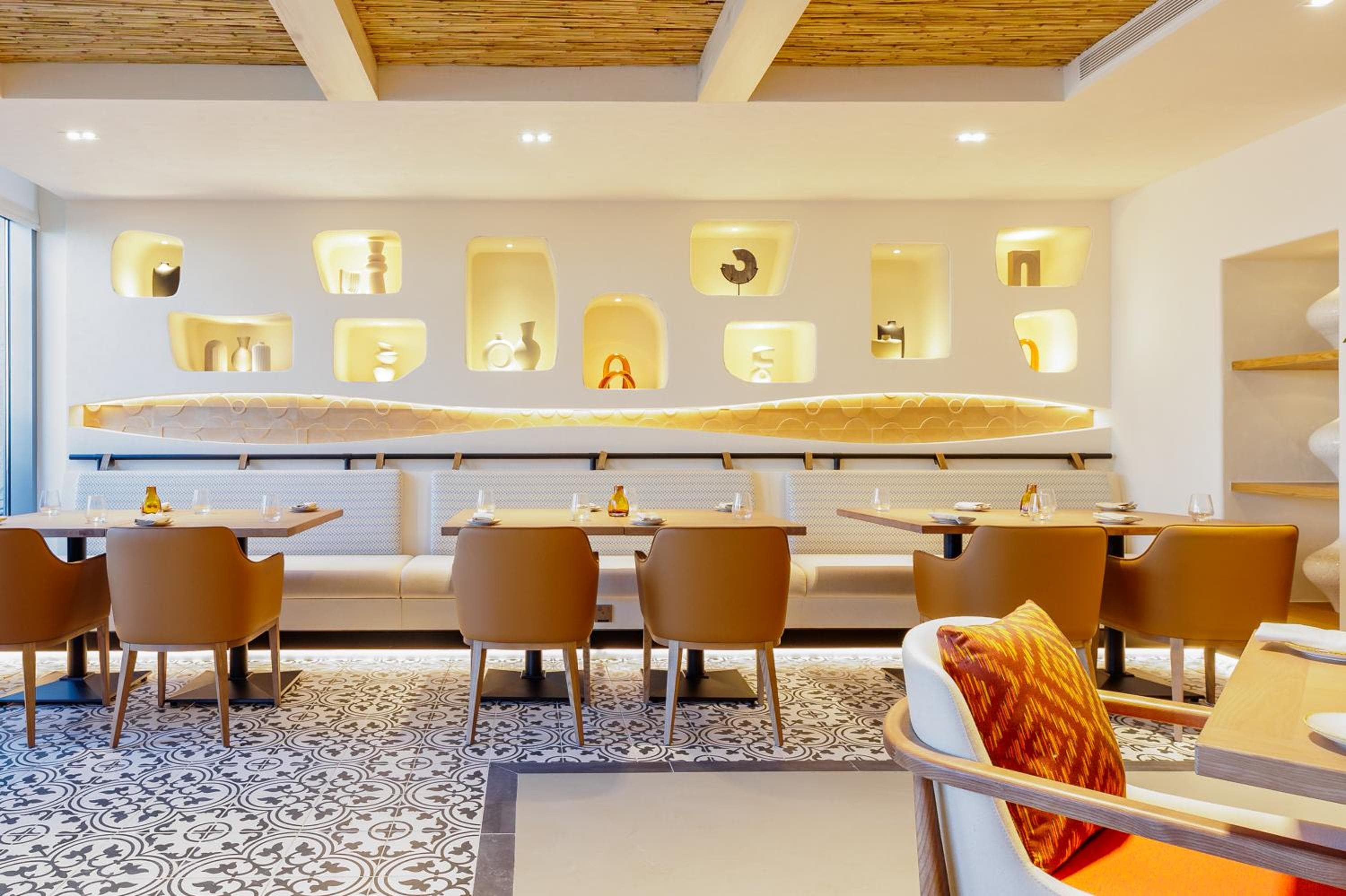 Holiday Inn Dubai Village Circle