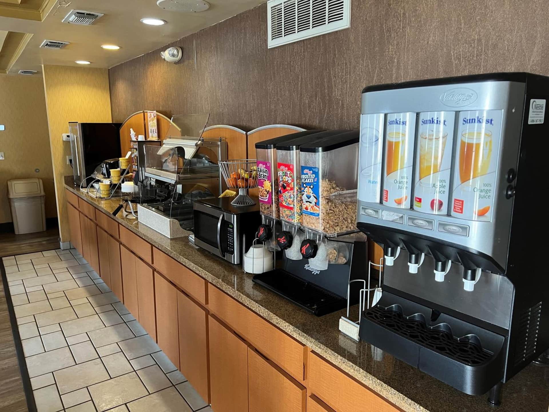 Days Inn by Wyndham Tulsa Central