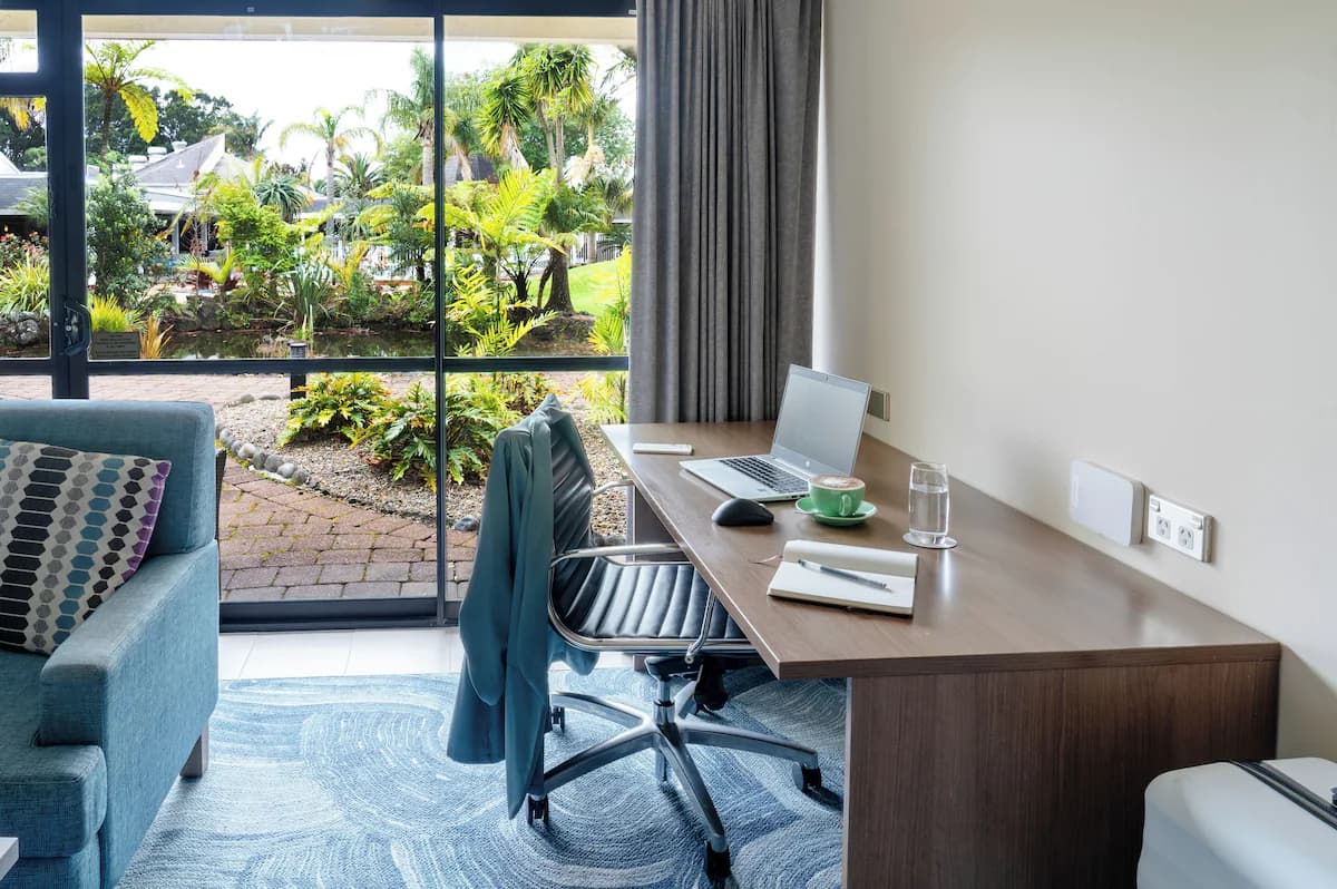 Holiday Inn Auckland Airport by IHG