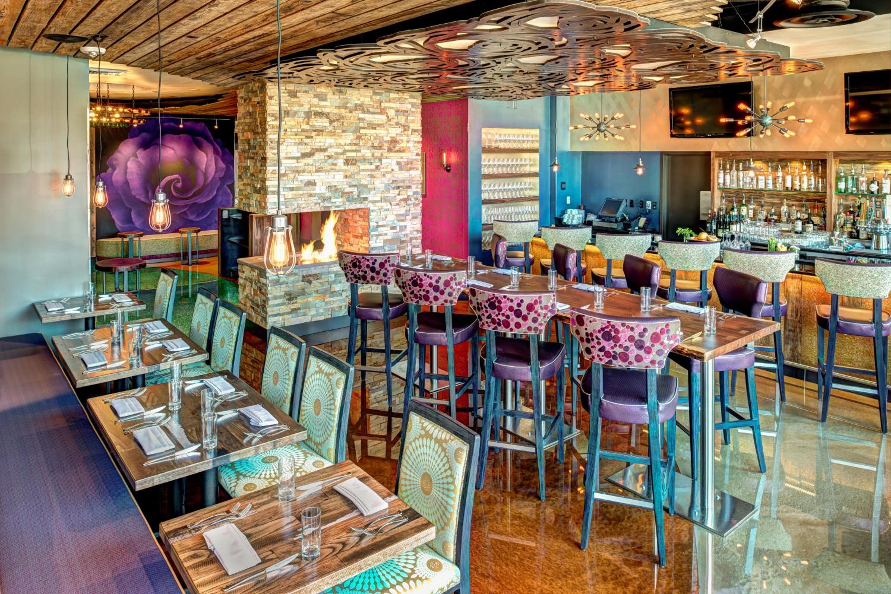 Staypineapple, Hotel Rose, Downtown Portland