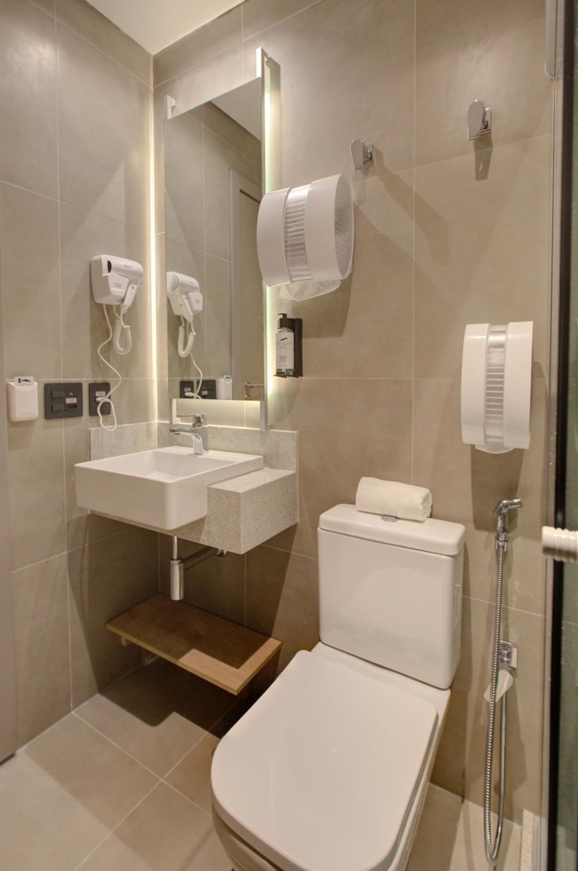 Fast Sleep Suites by Slaviero Hoteis - Terminal 2 - desembarque oeste