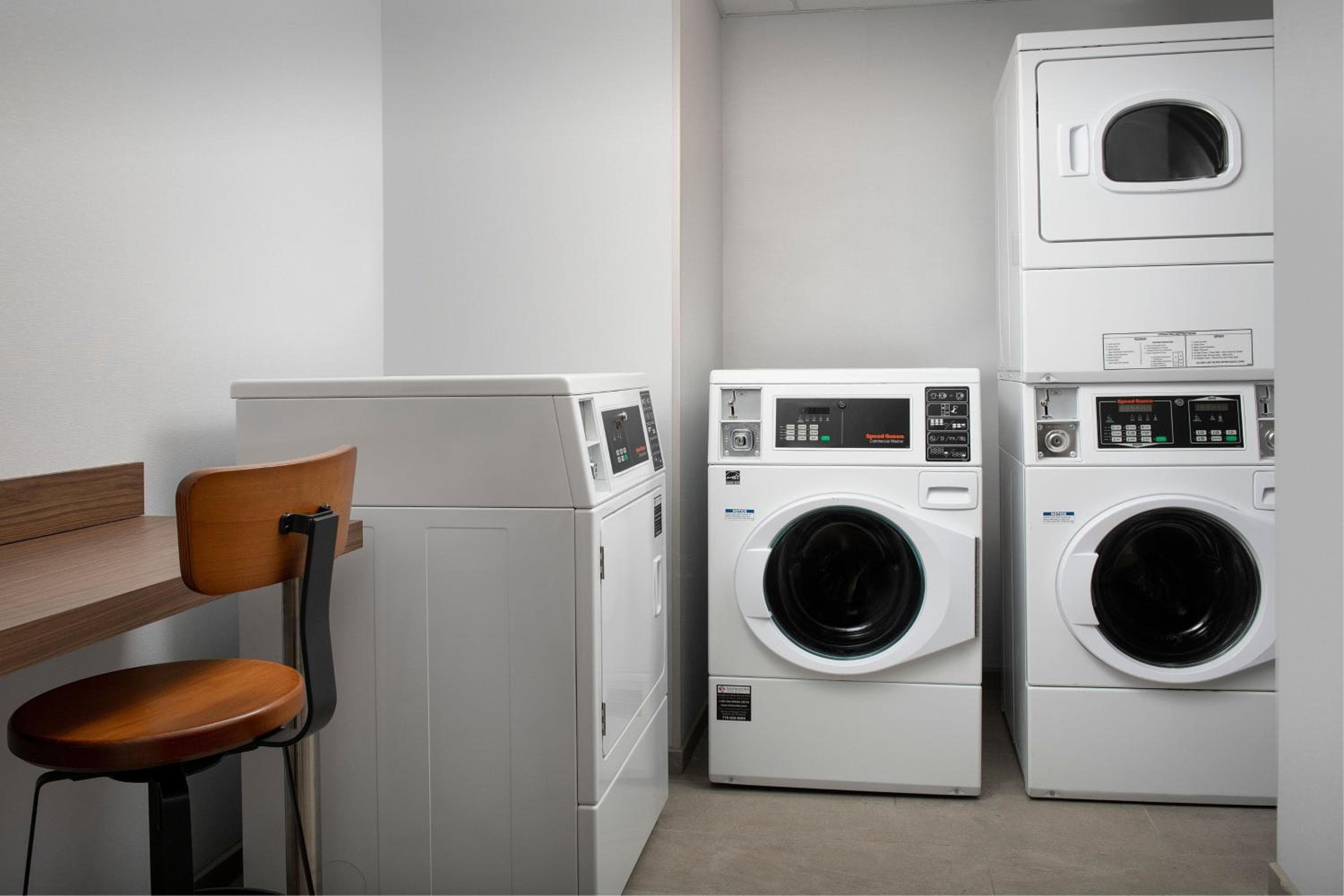 Courtyard by Marriott Savannah Downtown - Historic District