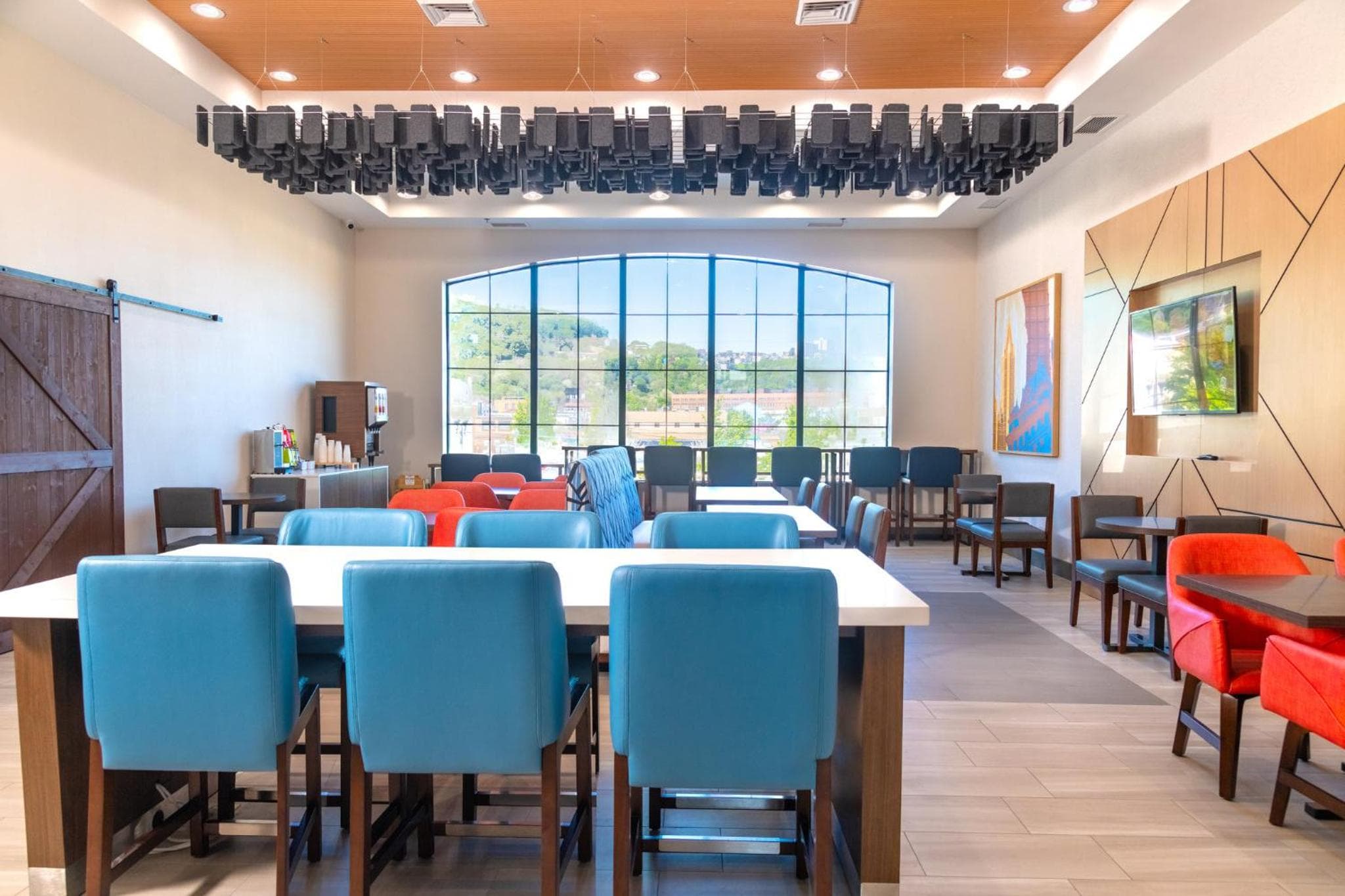 Holiday Inn Express Hotel & Suites Pittsburgh-South Side by IHG